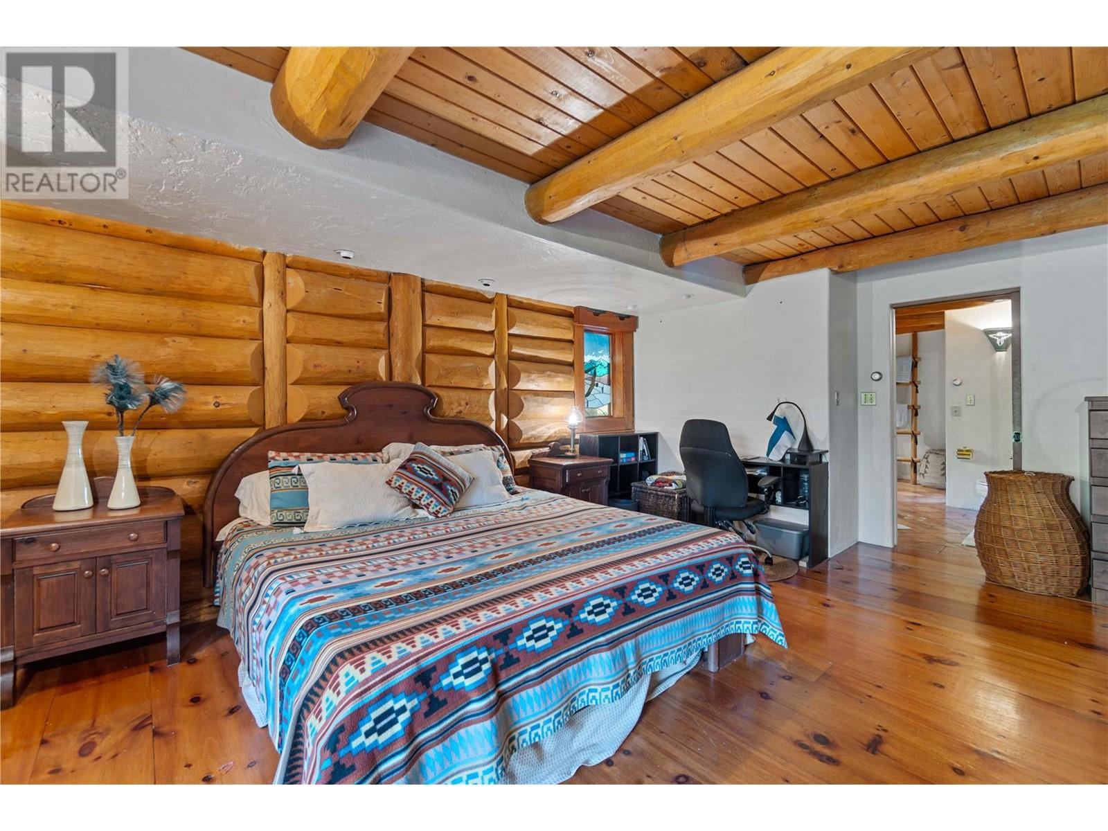 1291 Otter Lake Road, Armstrong