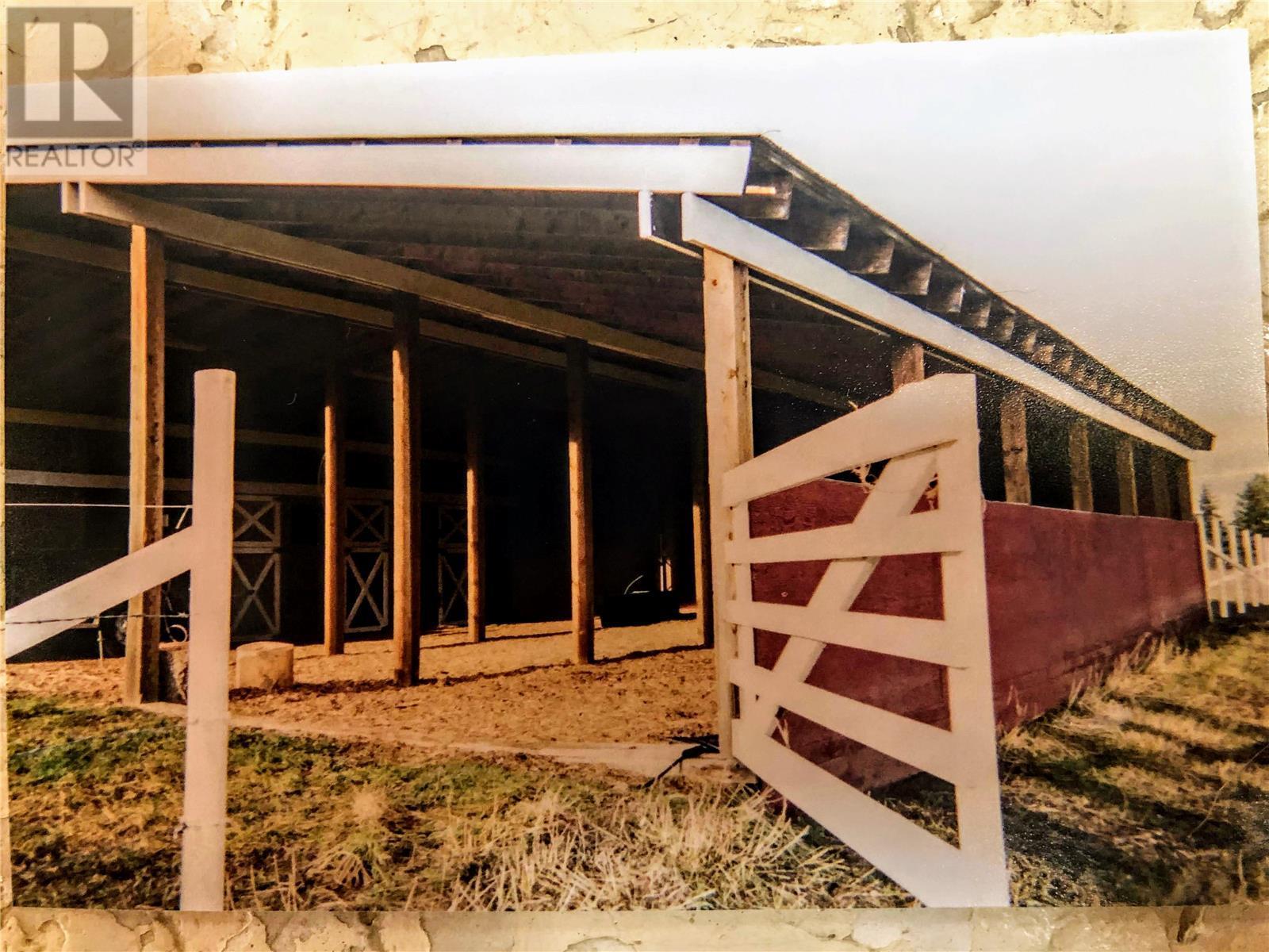 1291 Otter Lake Road, Armstrong