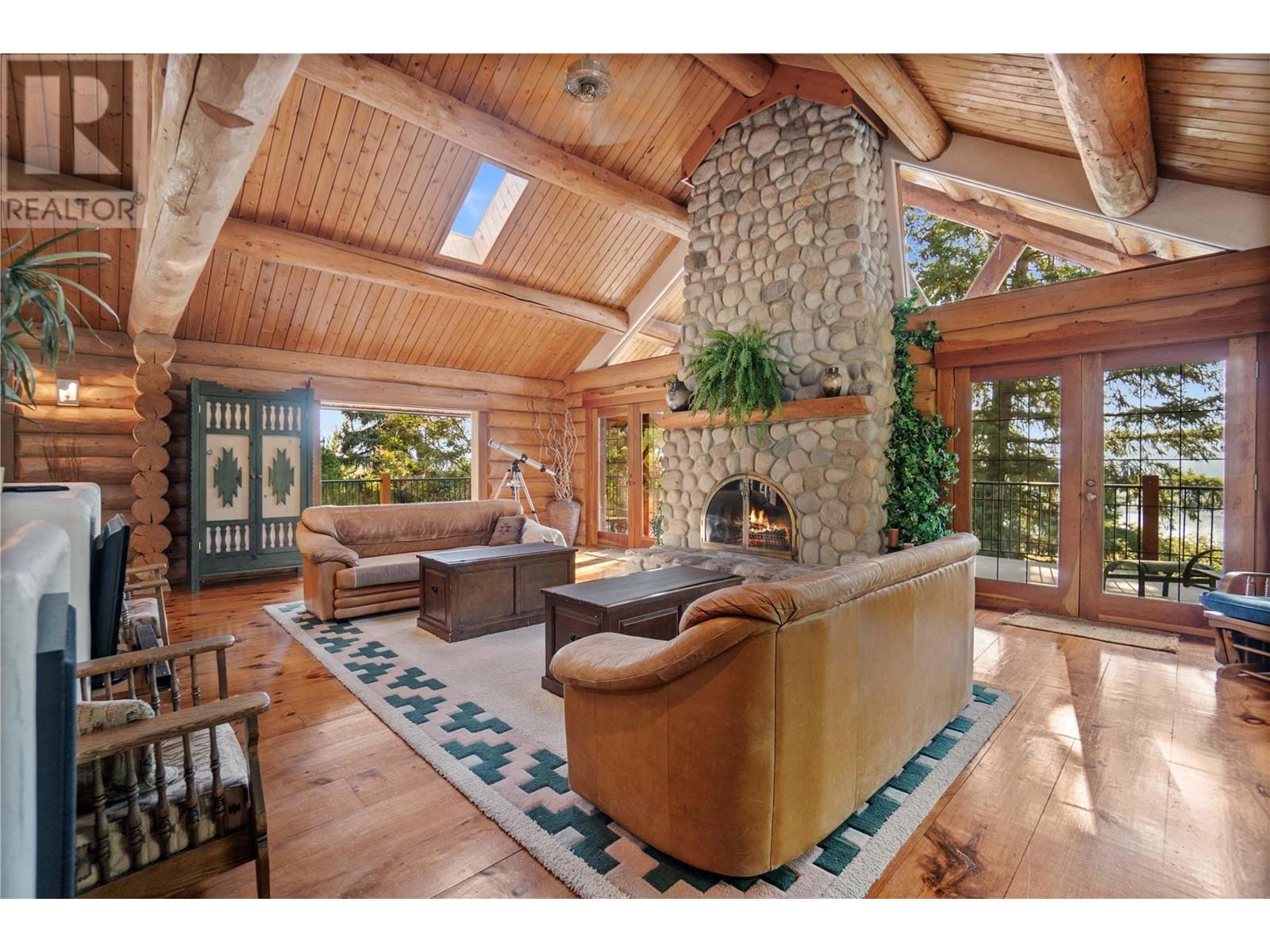 1291 Otter Lake Road, Armstrong