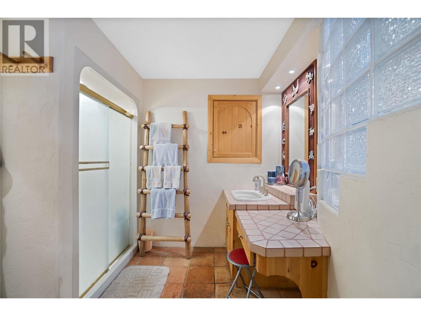 1291 Otter Lake Road, Armstrong