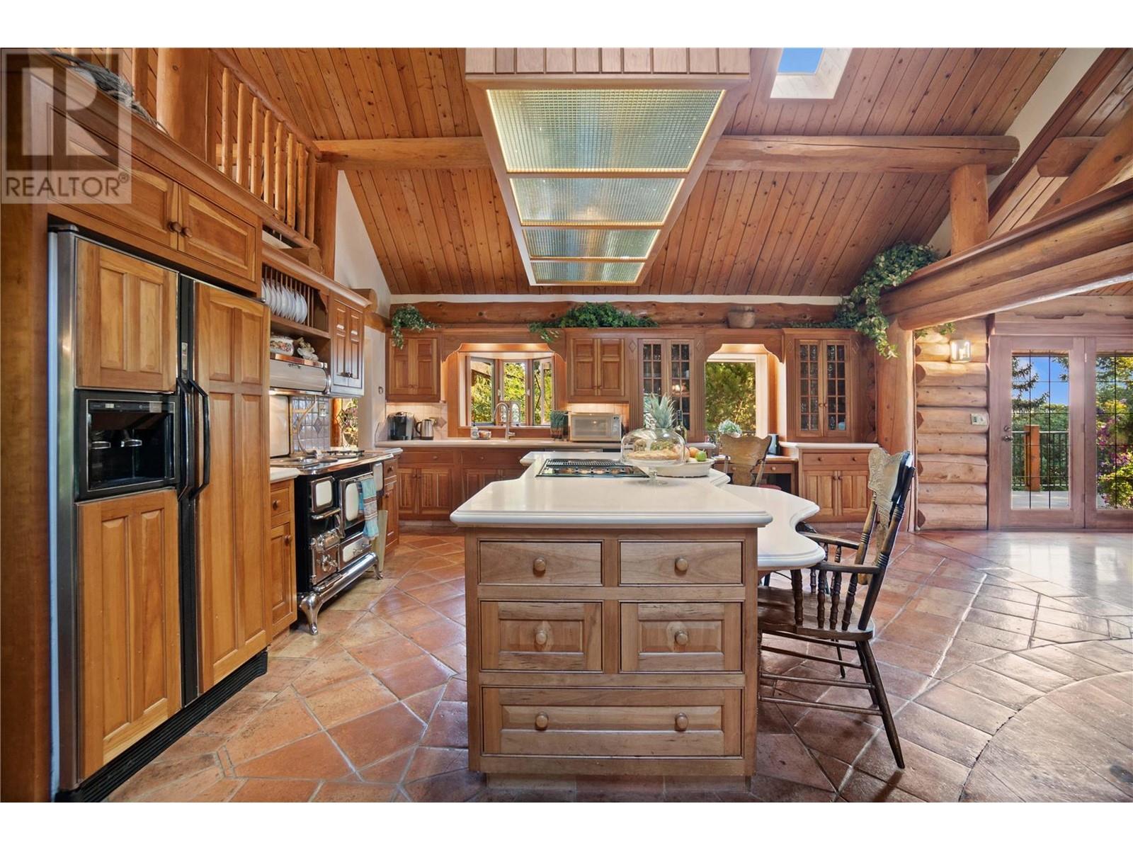 1291 Otter Lake Road, Armstrong