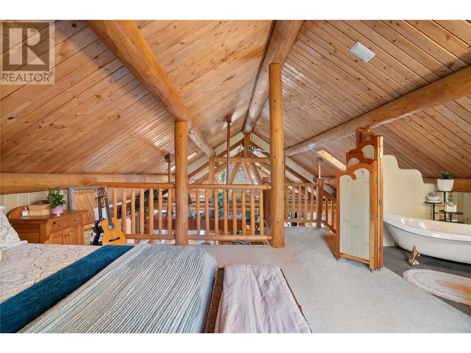 1291 Otter Lake Road, Armstrong