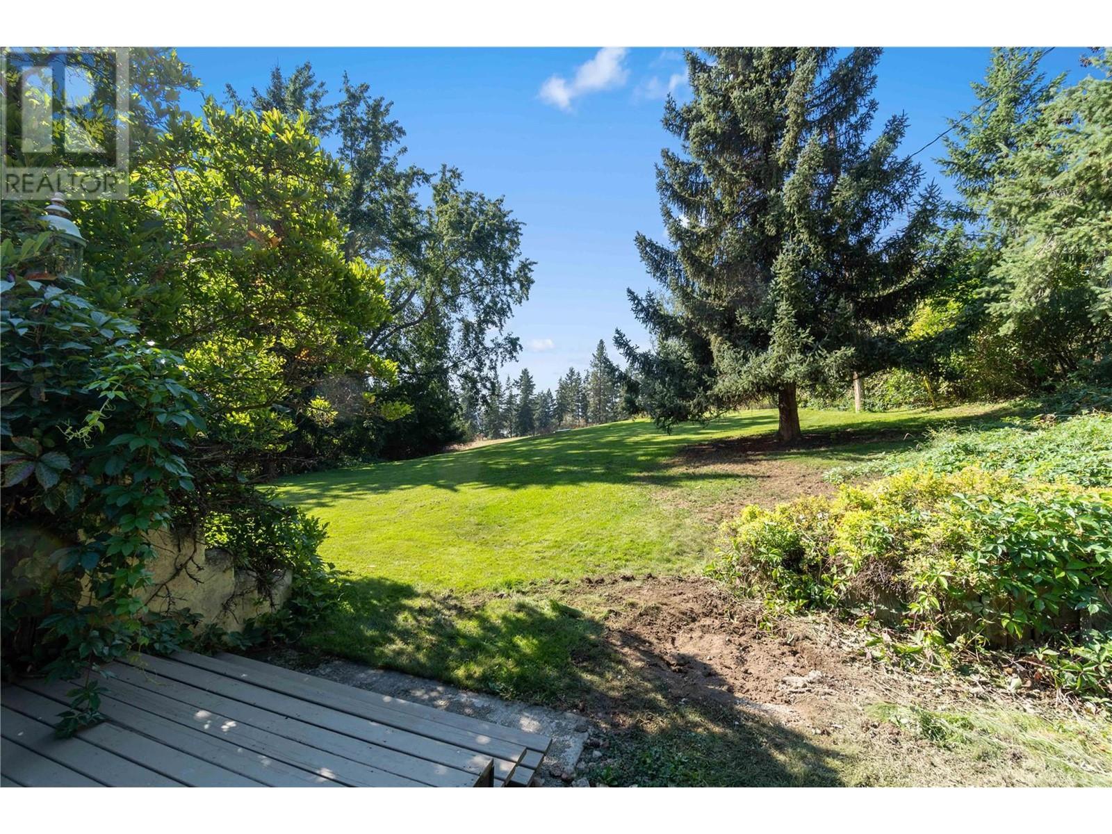 1291 Otter Lake Road, Armstrong