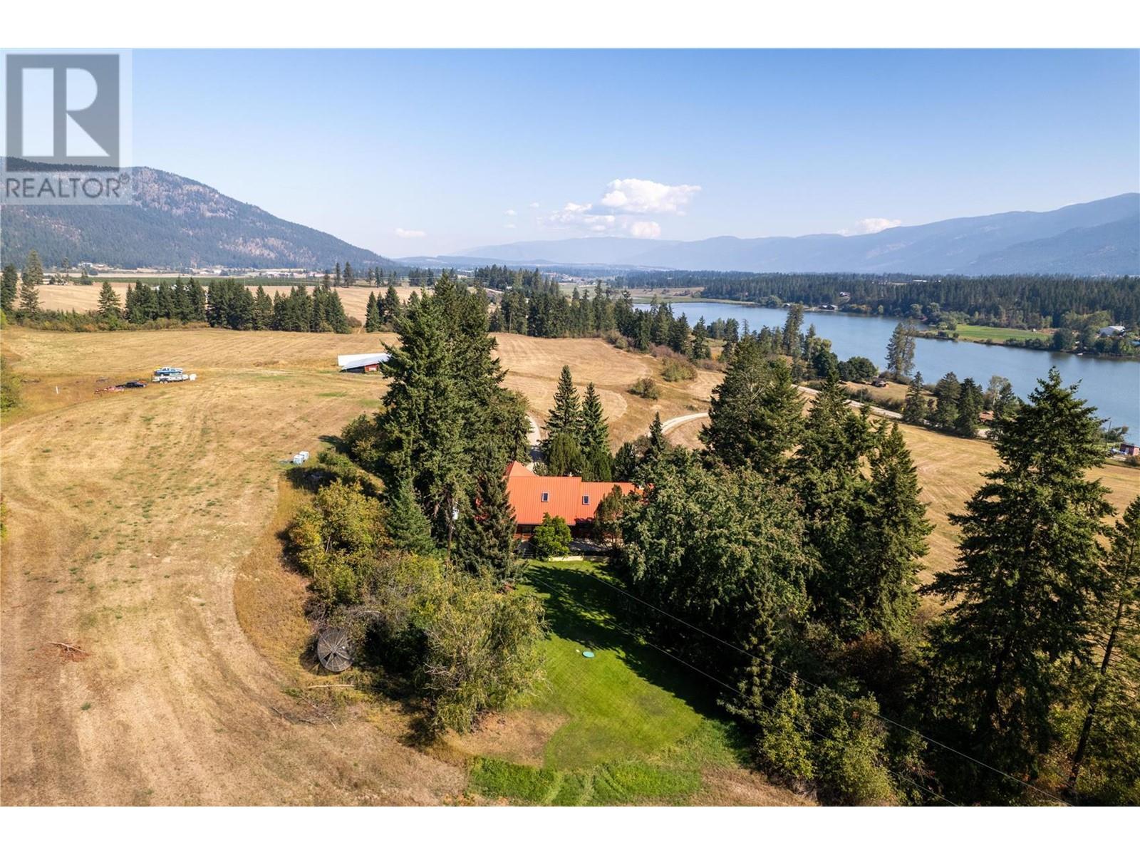 1291 Otter Lake Road, Armstrong