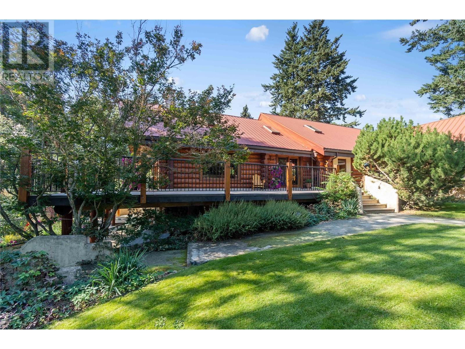 1291 Otter Lake Road, Armstrong