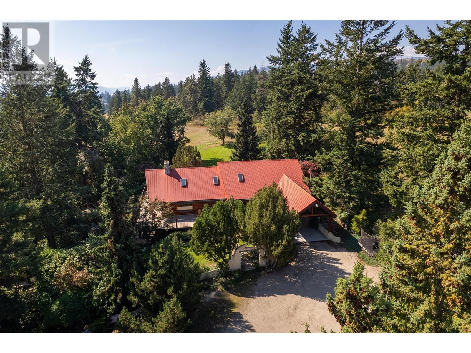 1291 Otter Lake Road, Armstrong