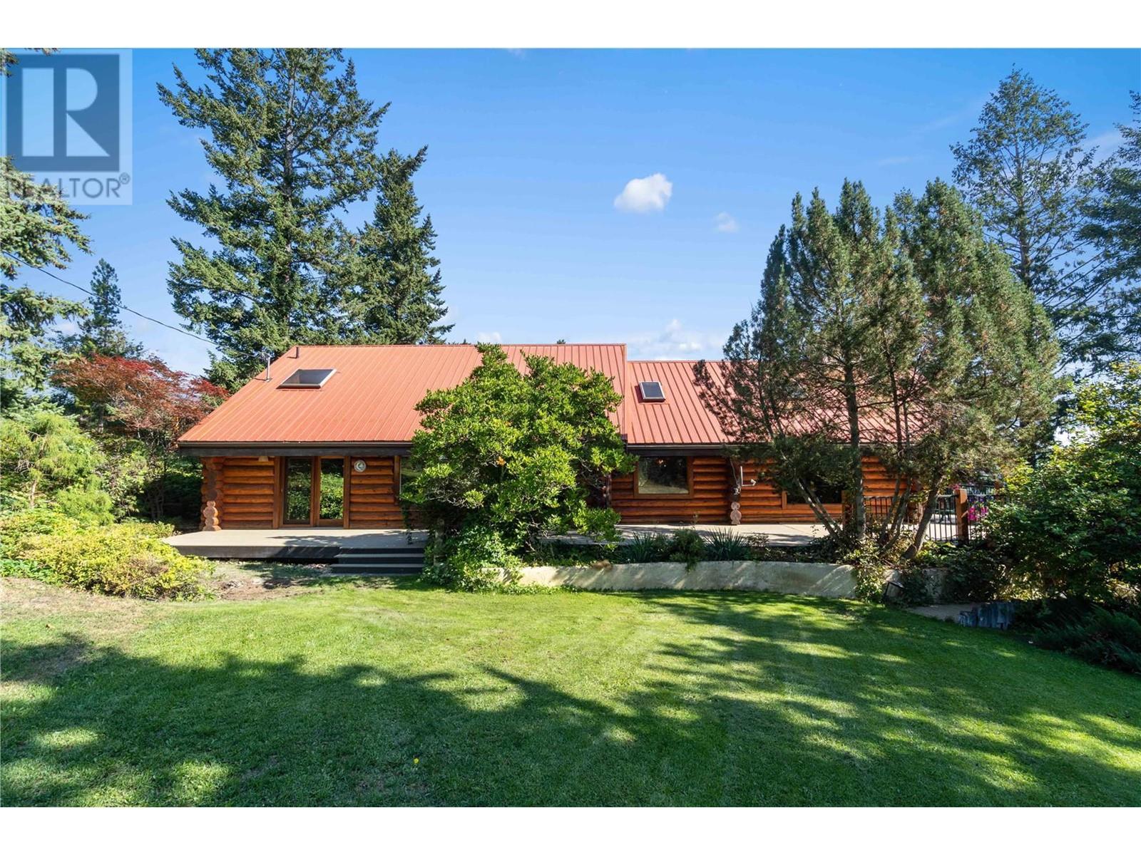 1291 Otter Lake Road, Armstrong