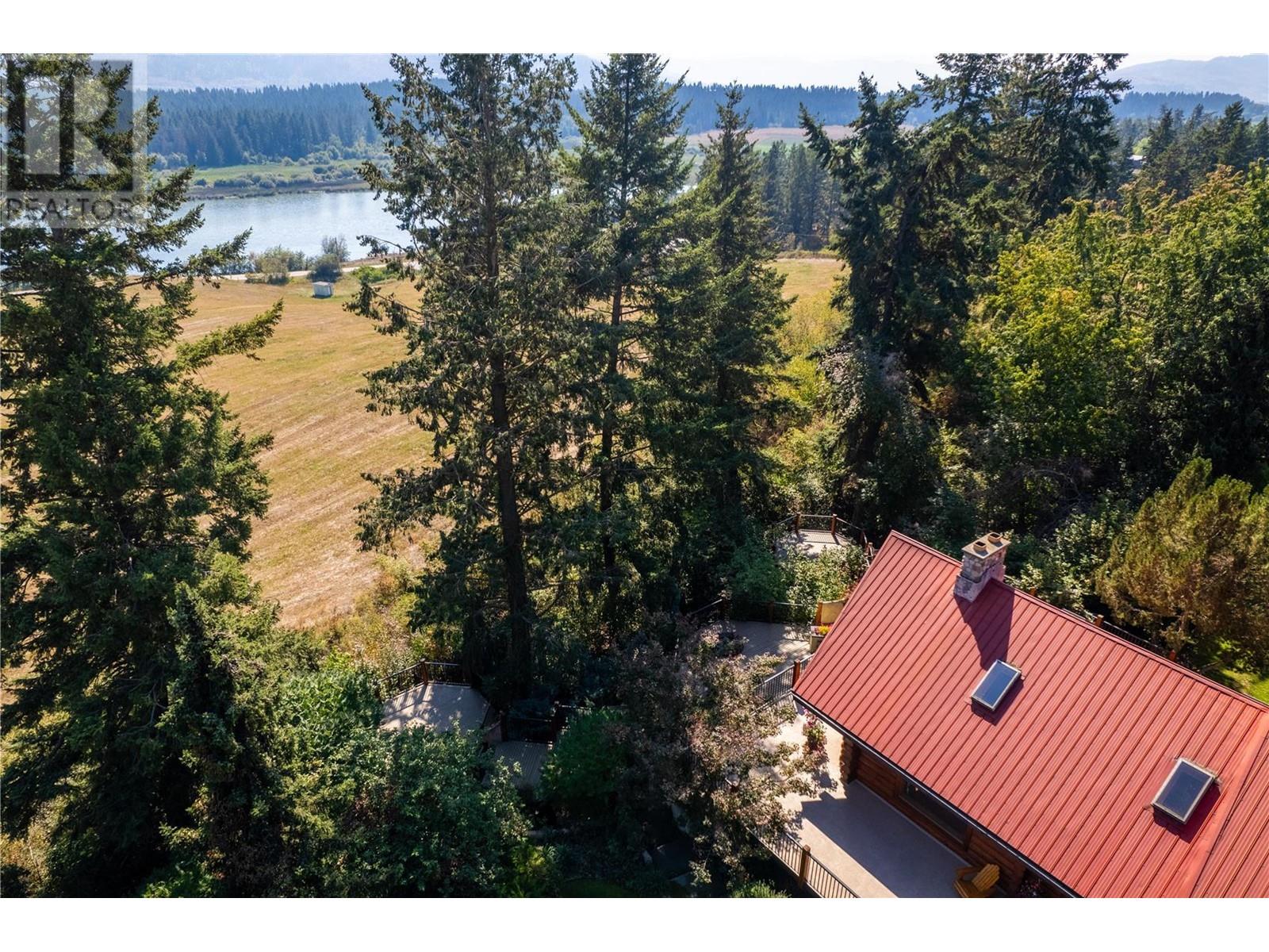 1291 Otter Lake Road, Armstrong