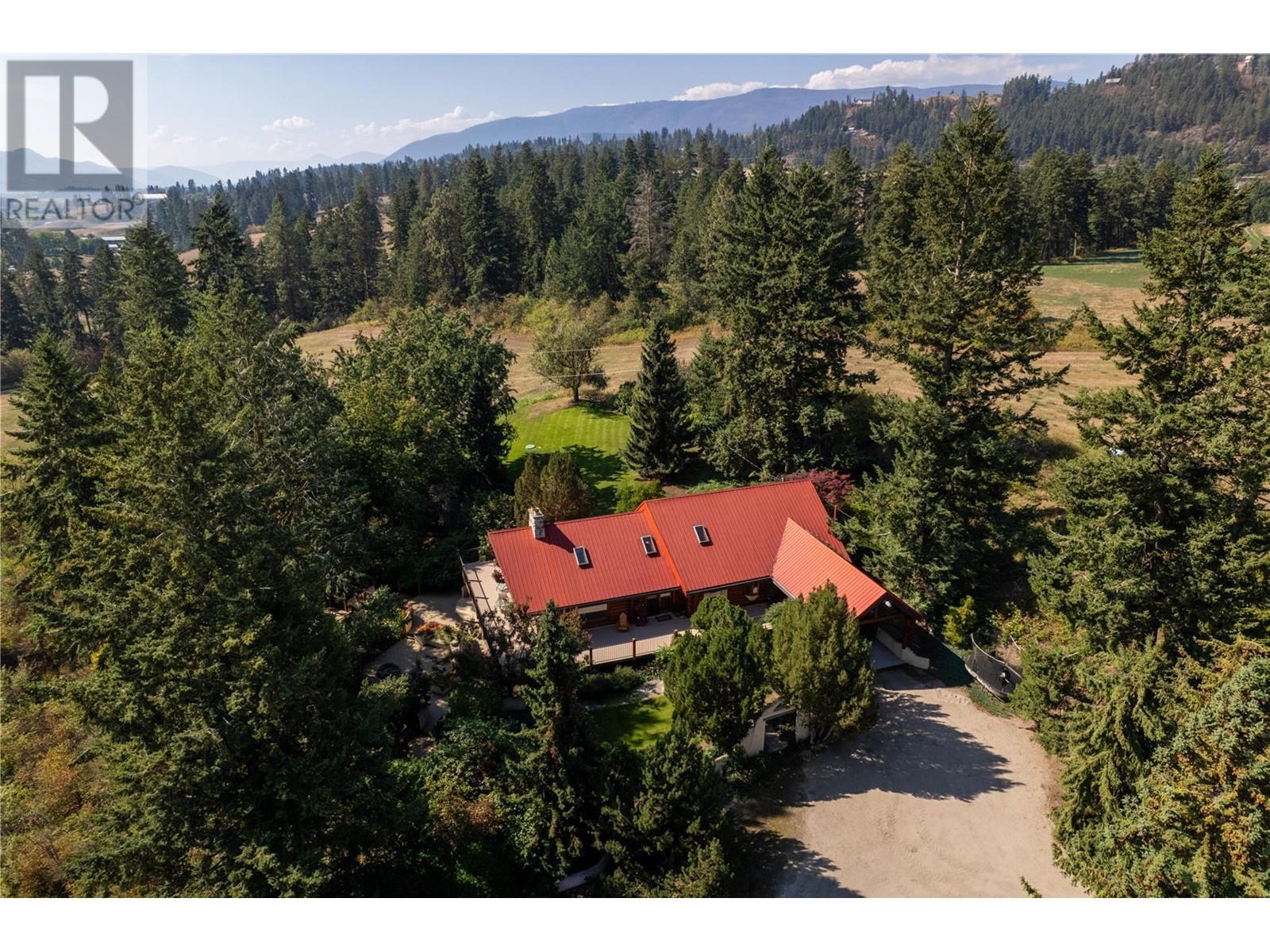 1291 Otter Lake Road, Armstrong