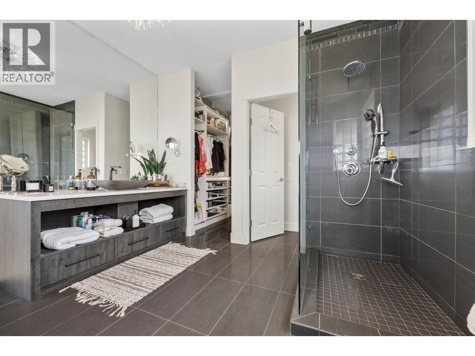  3567 Royal Gala Drive, West Kelowna