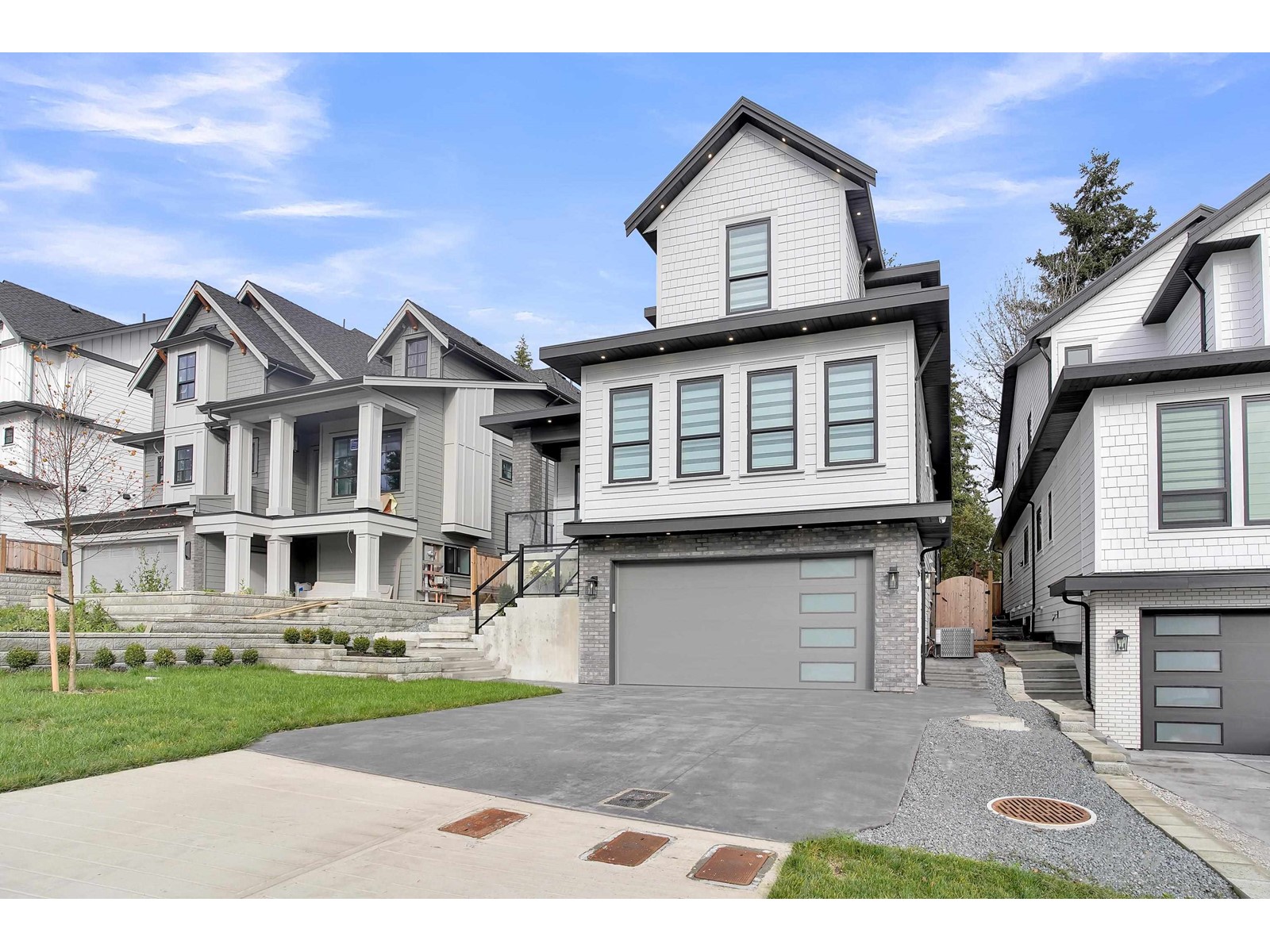 Photo 2 of 16633 Bell Road, Surrey BC
