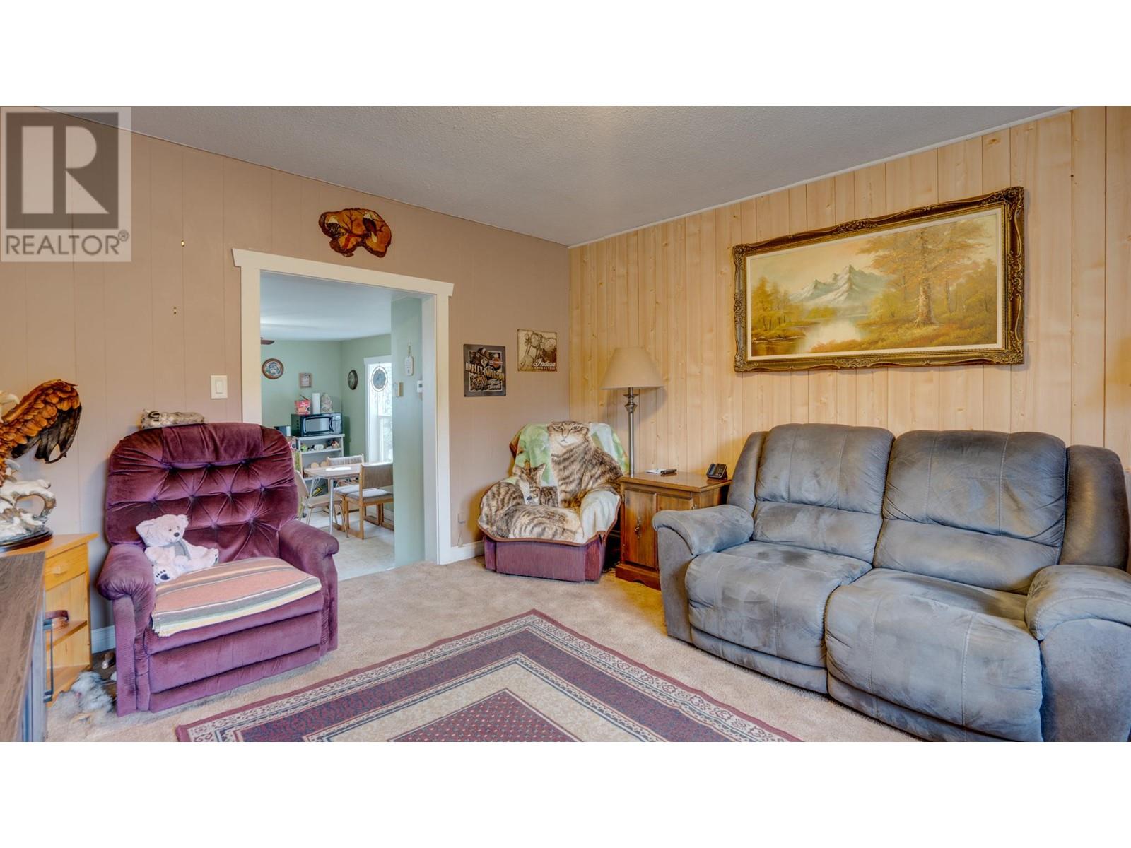 Photo 2 of 4600 50 Street Ne, Salmon Arm BC