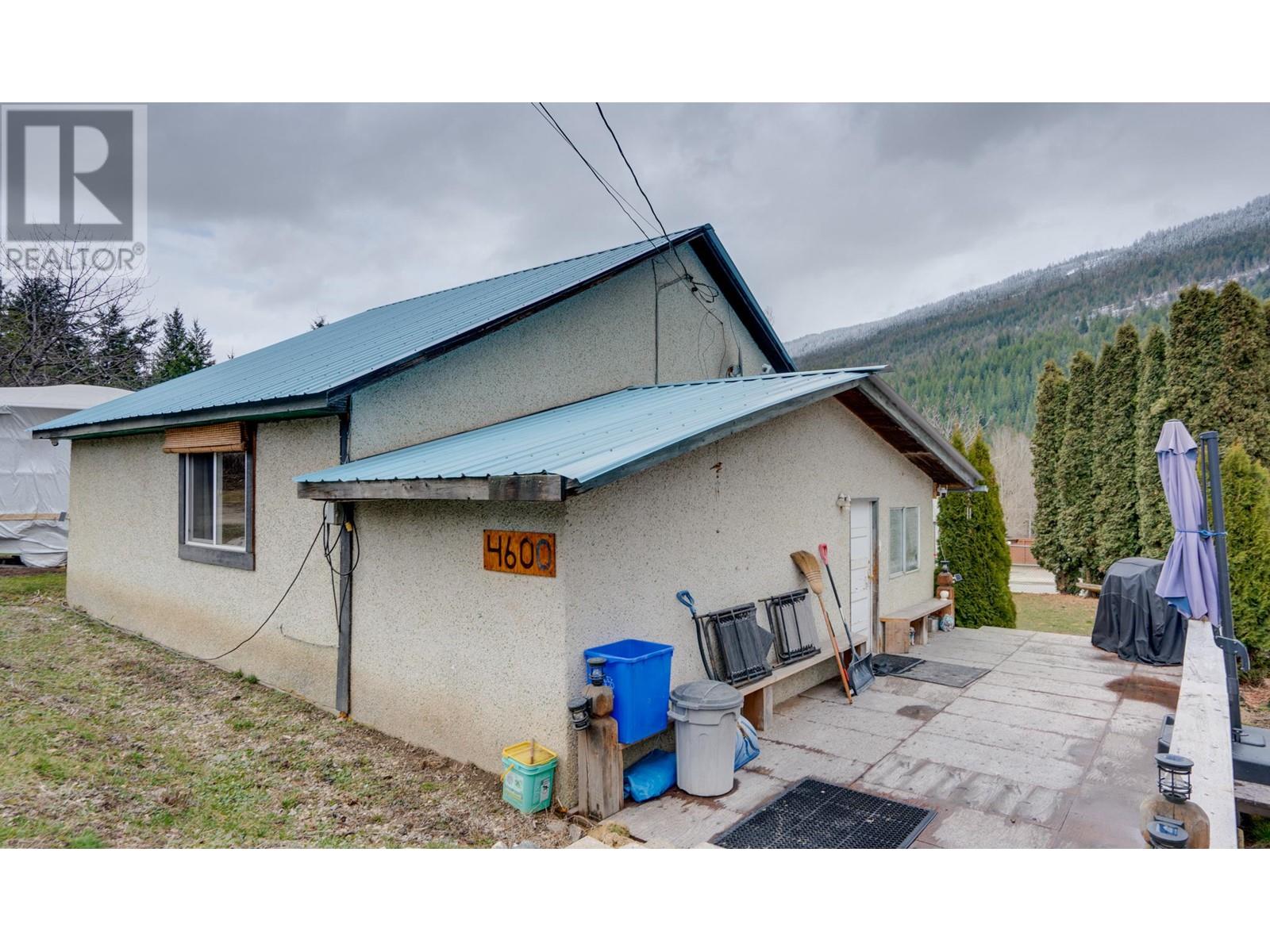 Photo 13 of 4600 50 Street Ne, Salmon Arm BC