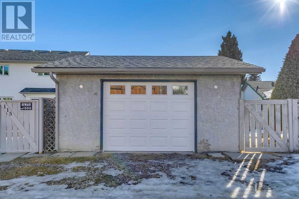 Single Family House 4 Level for Sale in  Millside Drive SW Millrise Calgary 