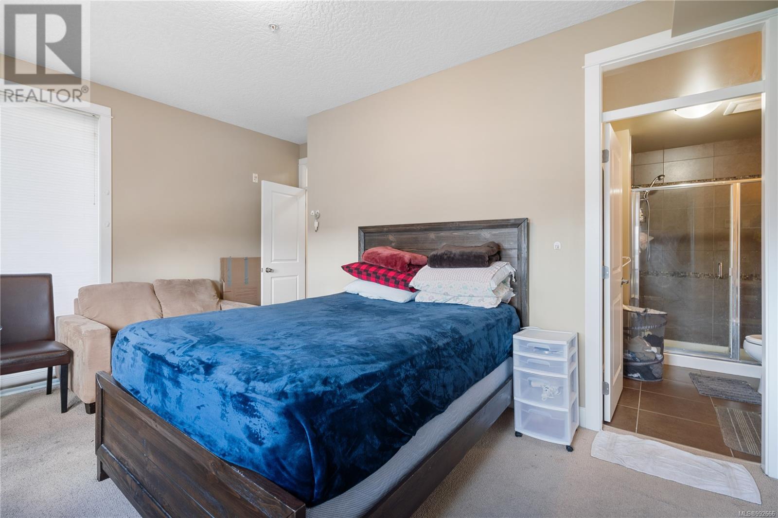 209 3220 Jacklin Rd, Langford real estate listing 992666
