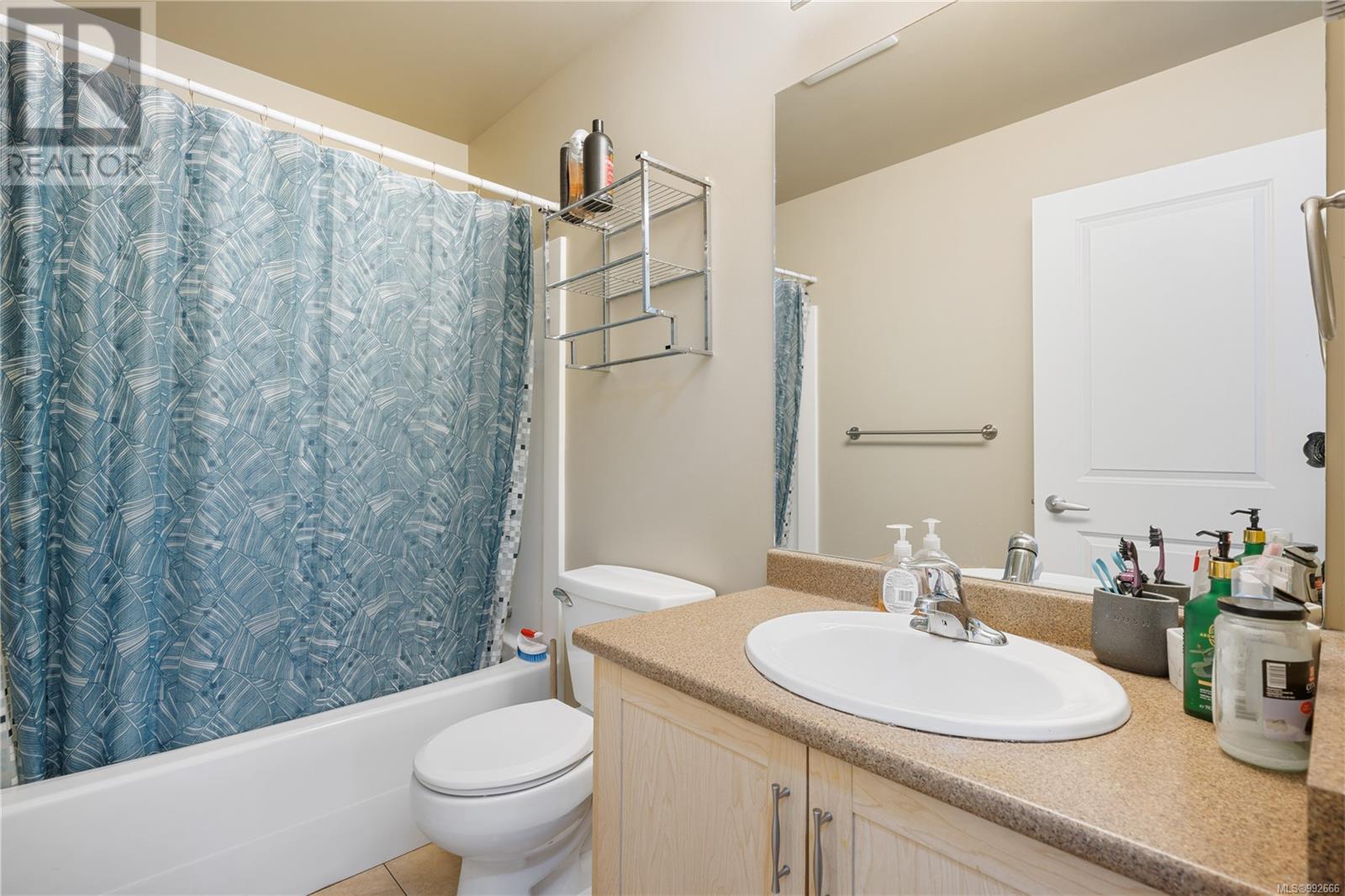 209 3220 Jacklin Rd, Langford real estate listing 992666