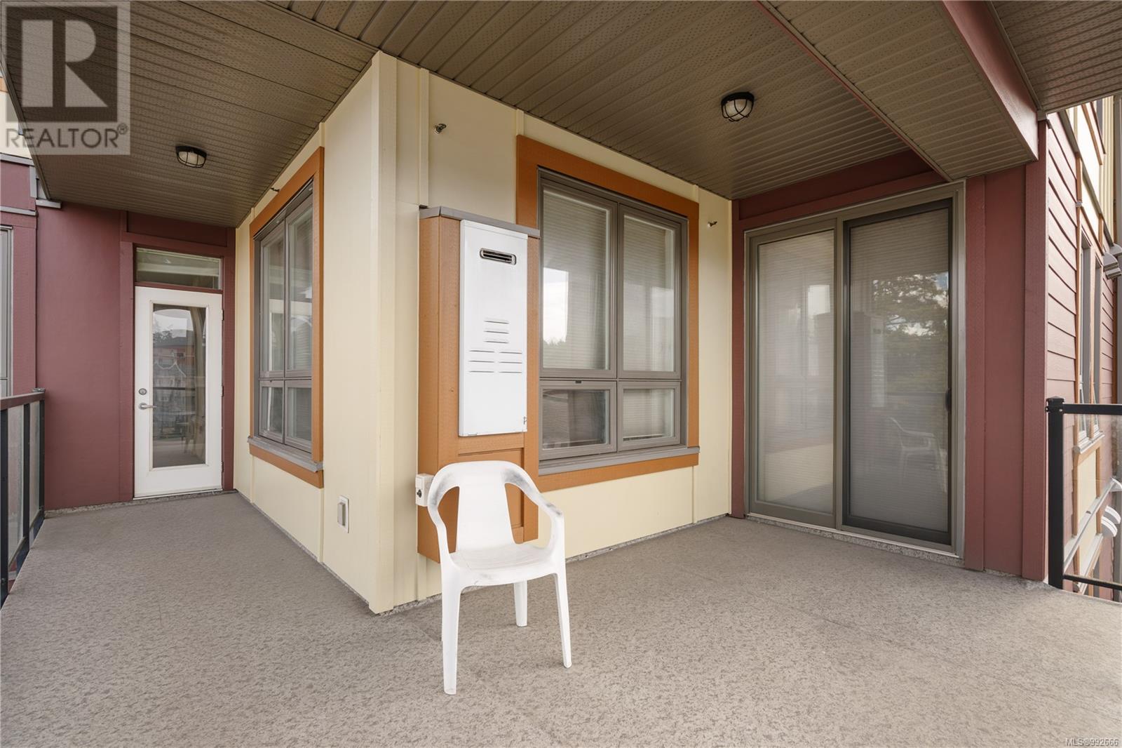 209 3220 Jacklin Rd, Langford real estate listing 992666
