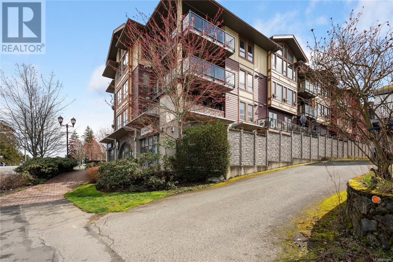 209 3220 Jacklin Rd, Langford real estate listing 992666