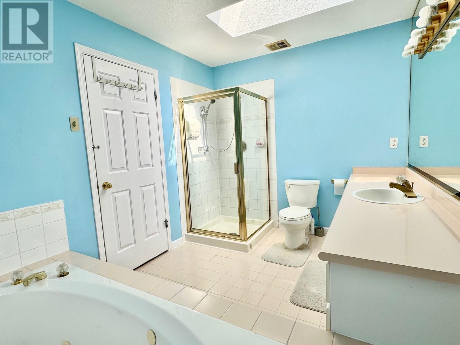 9317 DIXON AVENUE, Richmond real estate listing R2980391