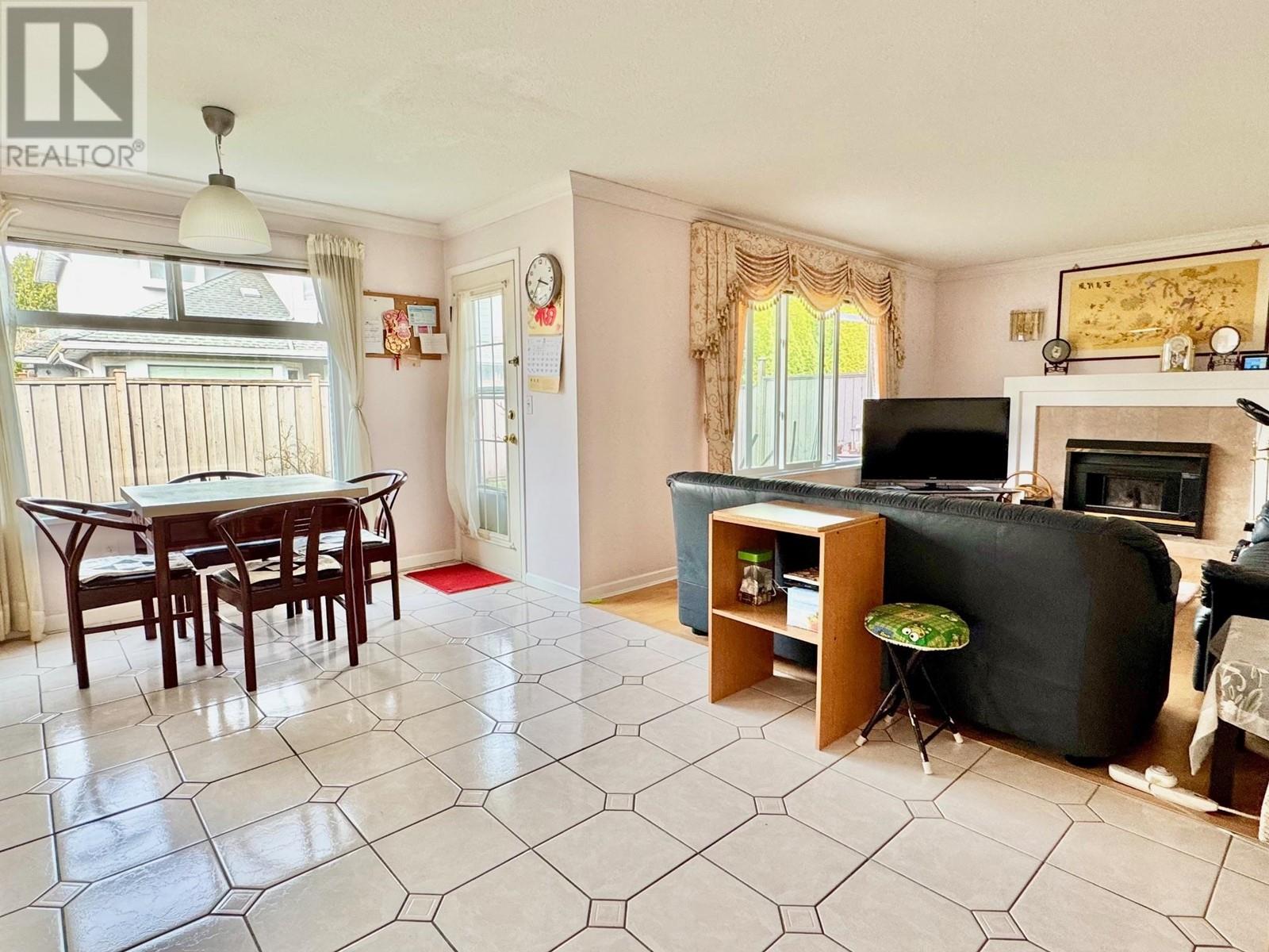 9317 DIXON AVENUE, Richmond real estate listing R2980391