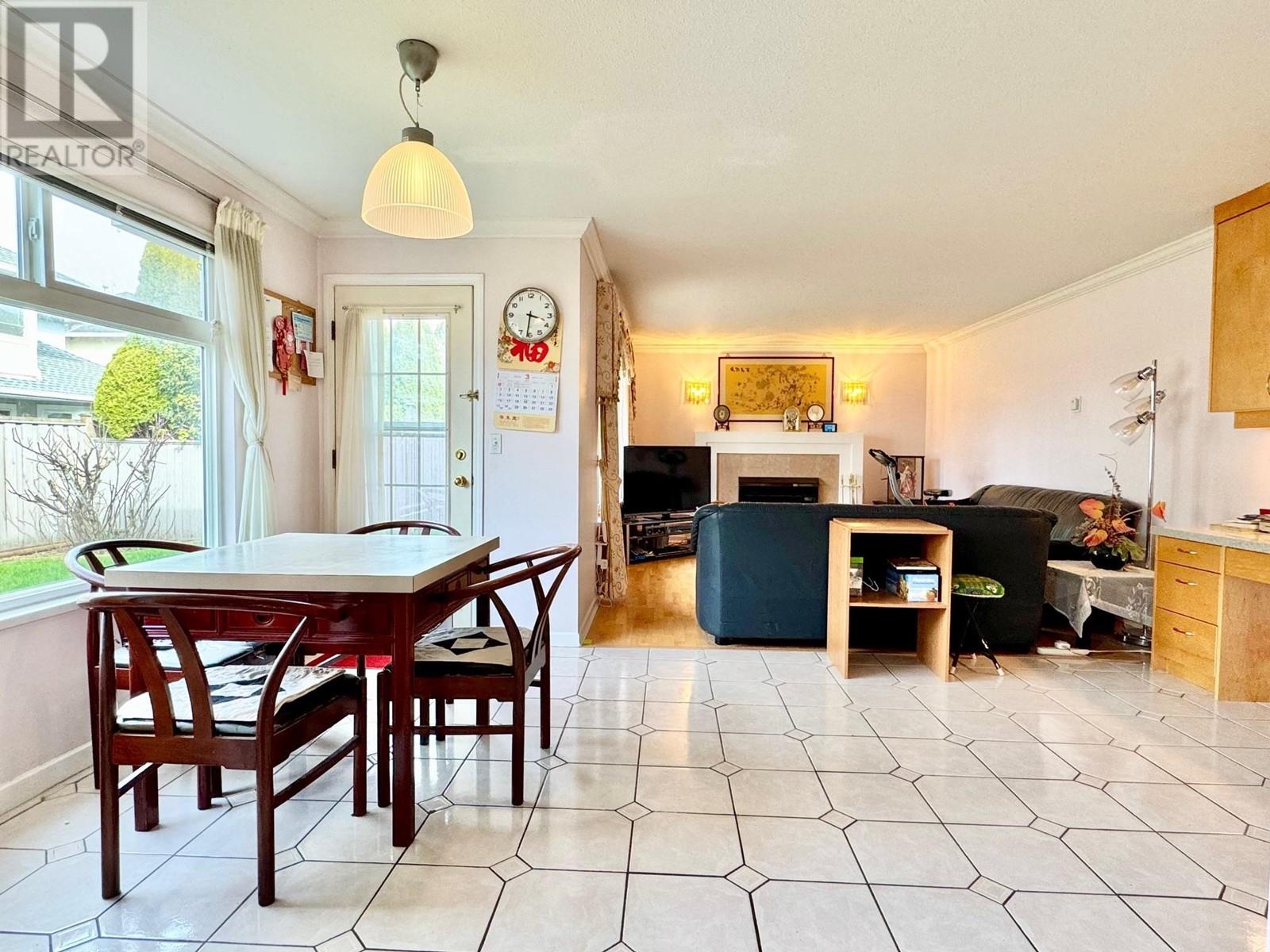 9317 DIXON AVENUE, Richmond real estate listing R2980391