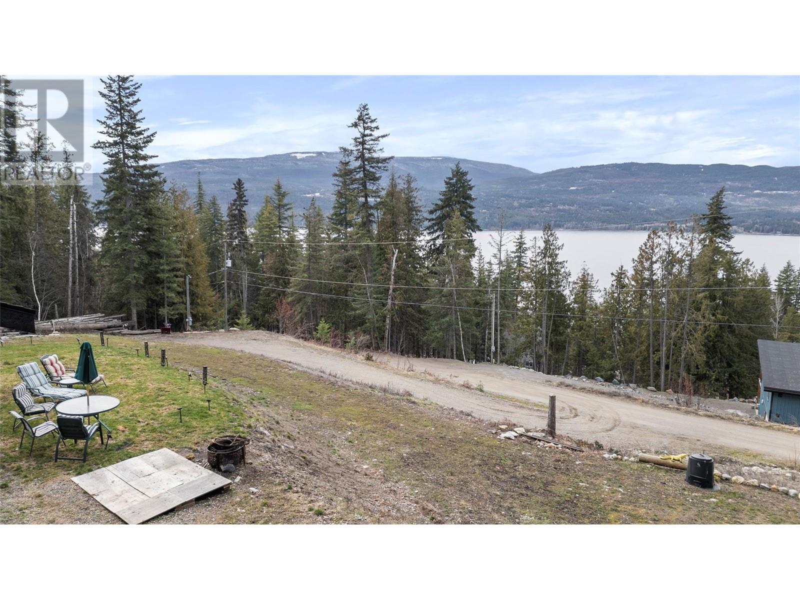 Photo 16 of 7551 Klondike Trail, Anglemont BC