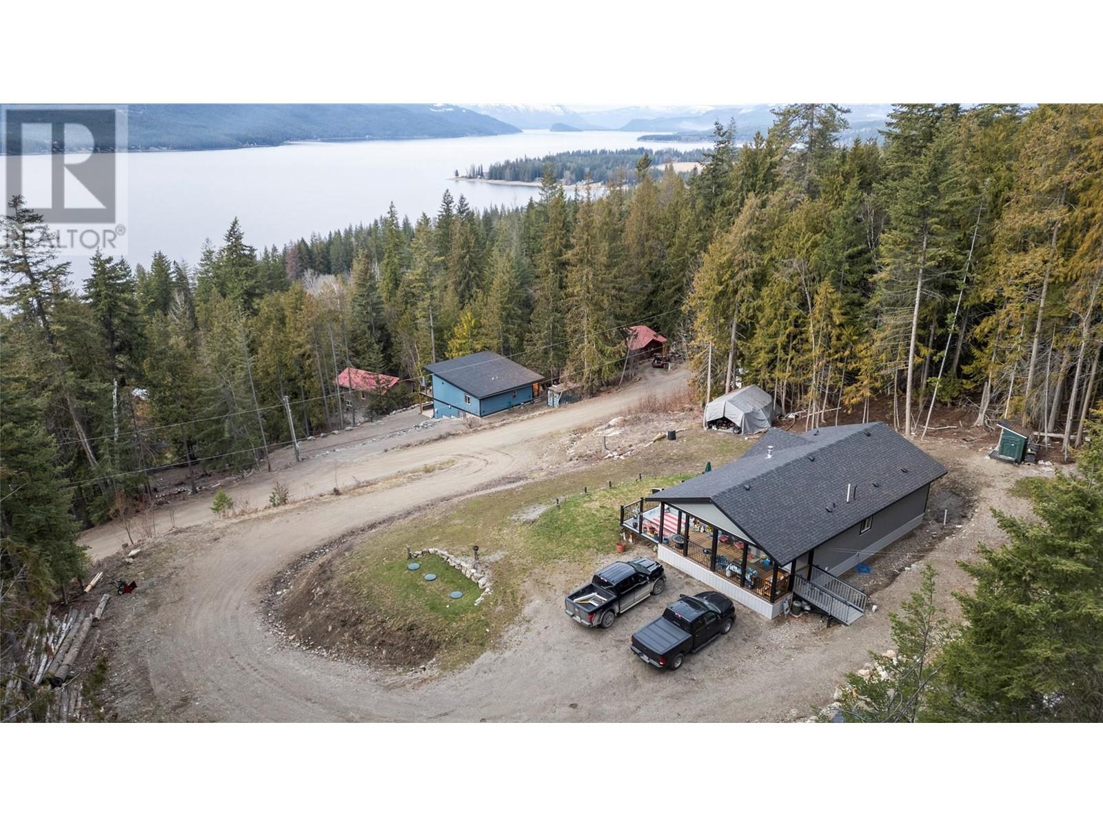Photo 10 of 7551 Klondike Trail, Anglemont BC