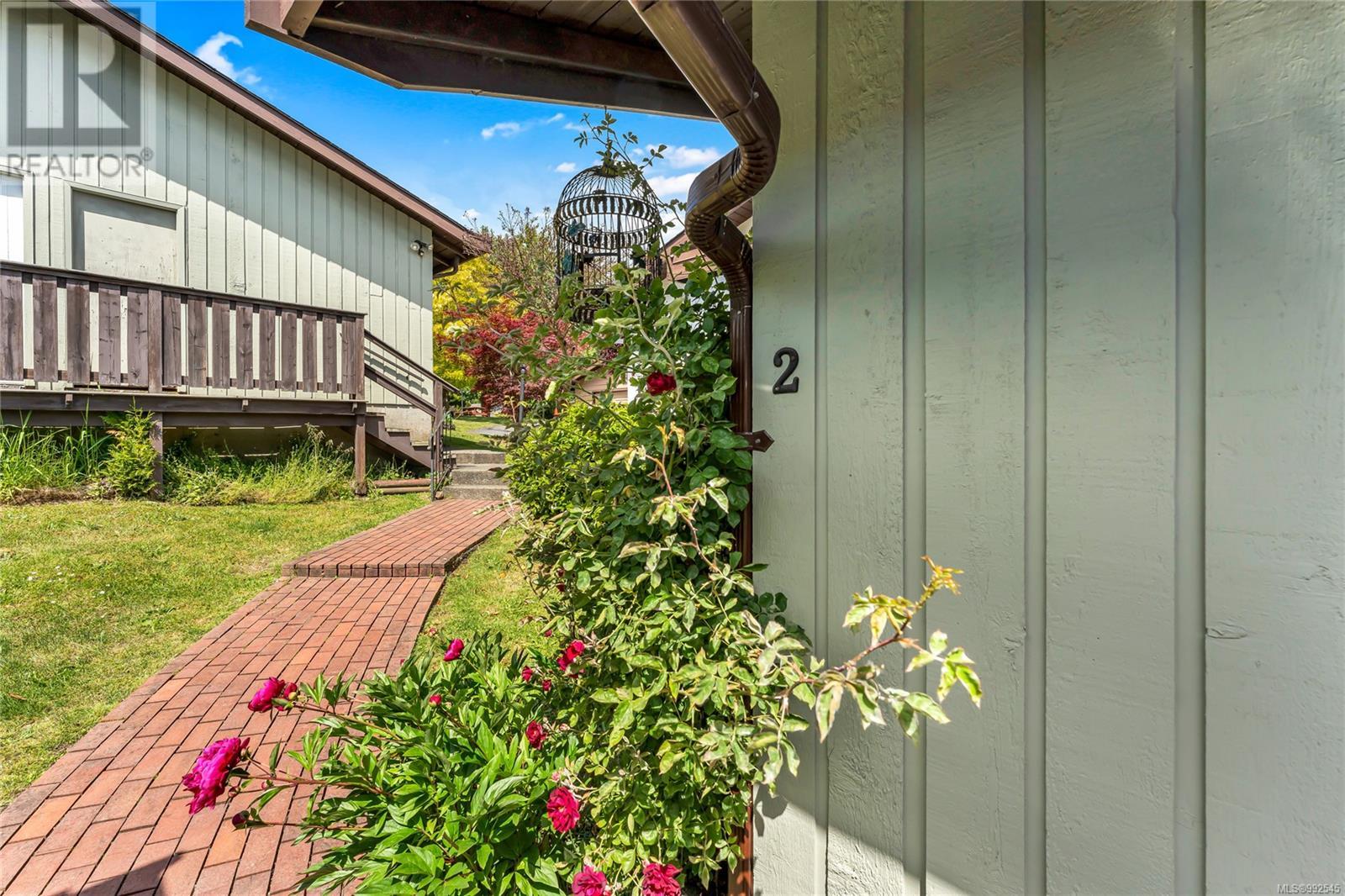 2 6172 Alington Rd, Duncan