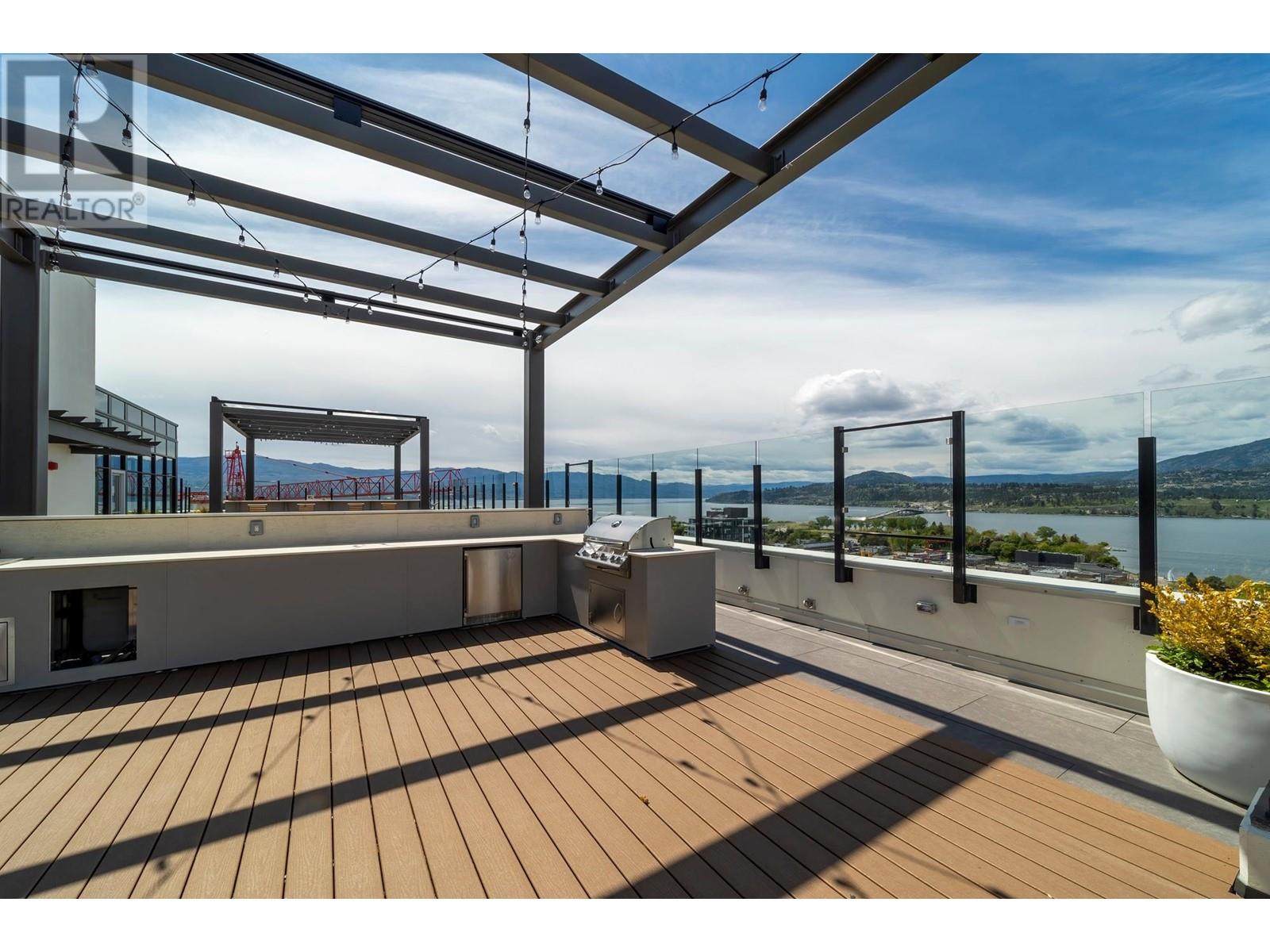 703 1471 St Paul Street, Kelowna