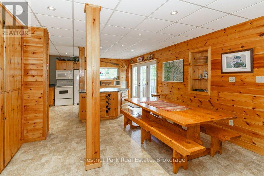 Photo 2 of 143 South Drive S, Huntsville ON
