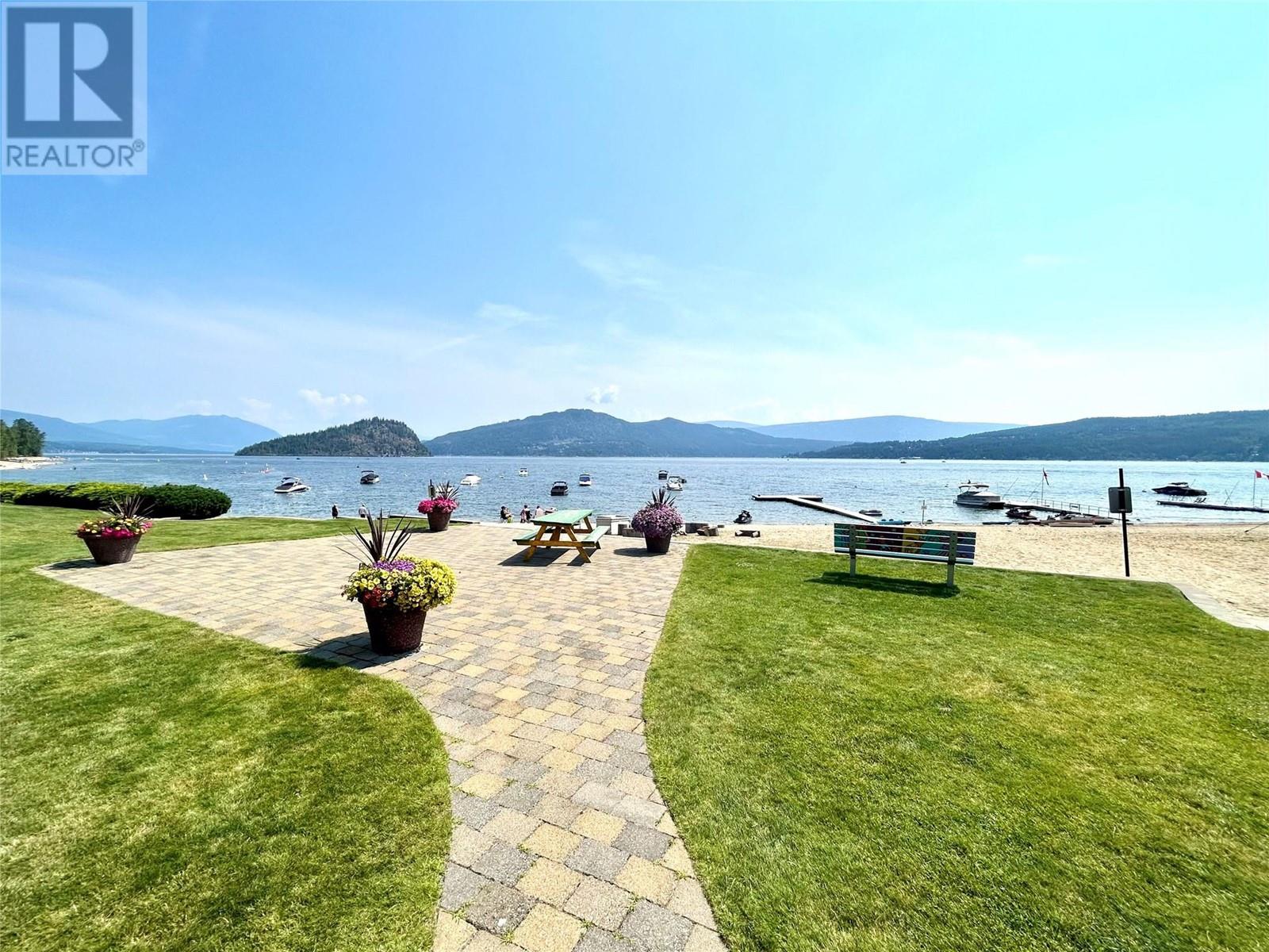 29 1134 Pine Grove Road, Scotch Creek