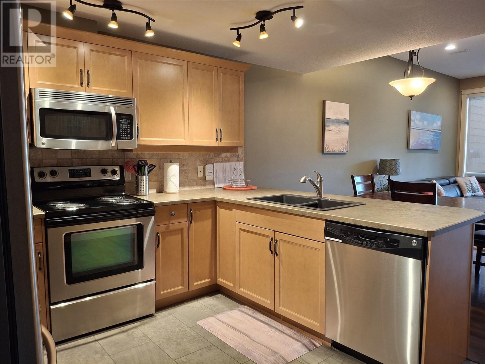 29 1134 Pine Grove Road, Scotch Creek