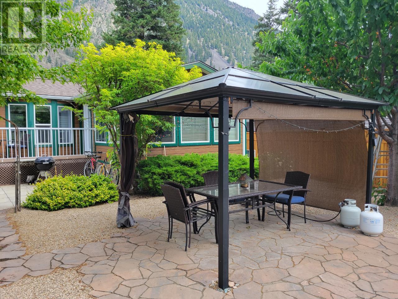 18 4354 Hwy 3 Other, Keremeos