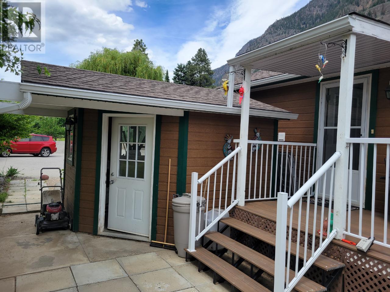 18 4354 Hwy 3 Other, Keremeos
