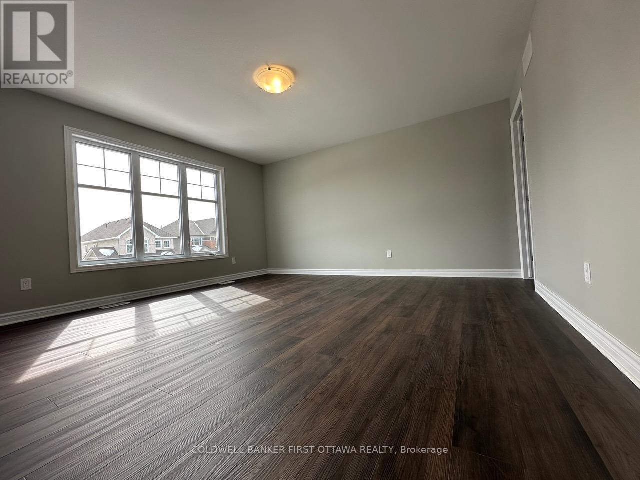 Photo 35 of 620 Sora Way, Ottawa ON