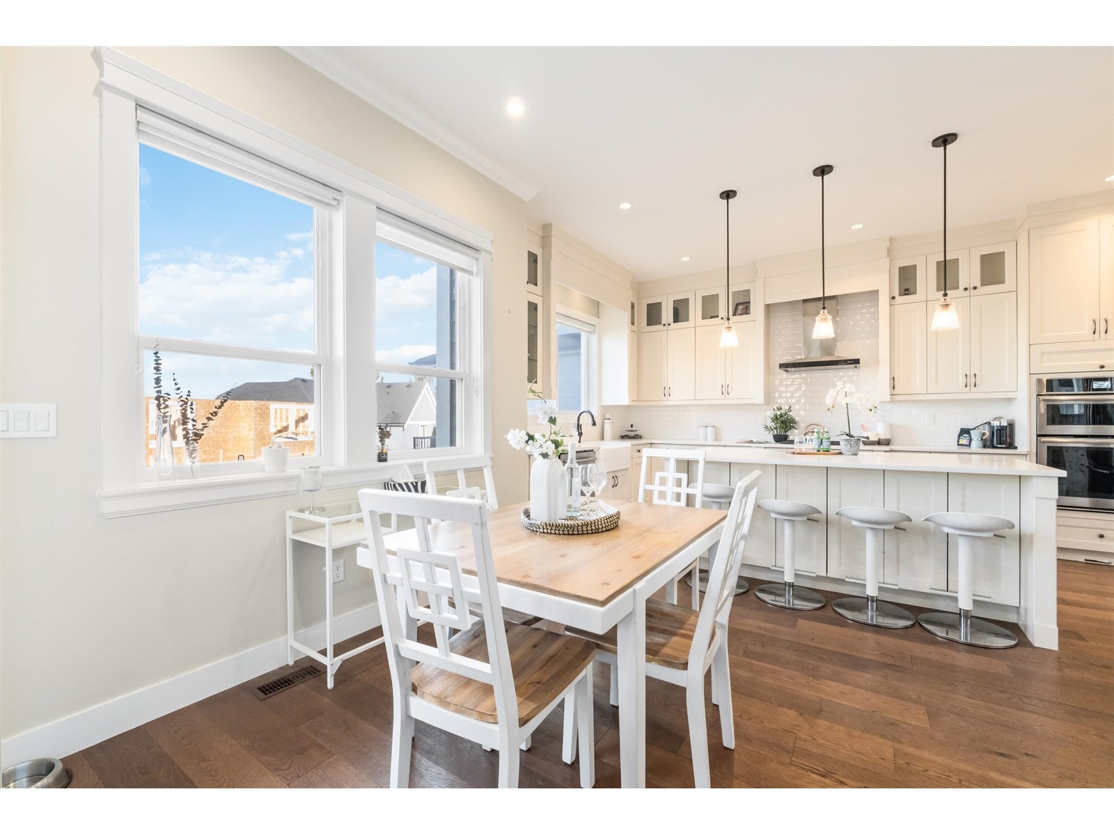 Photo 4 of 15733 Wills Brook Way, Surrey BC