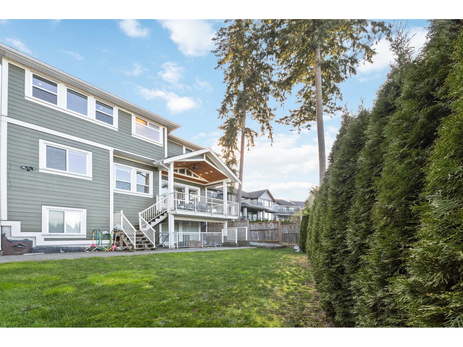 Photo 18 of 15733 Wills Brook Way, Surrey BC