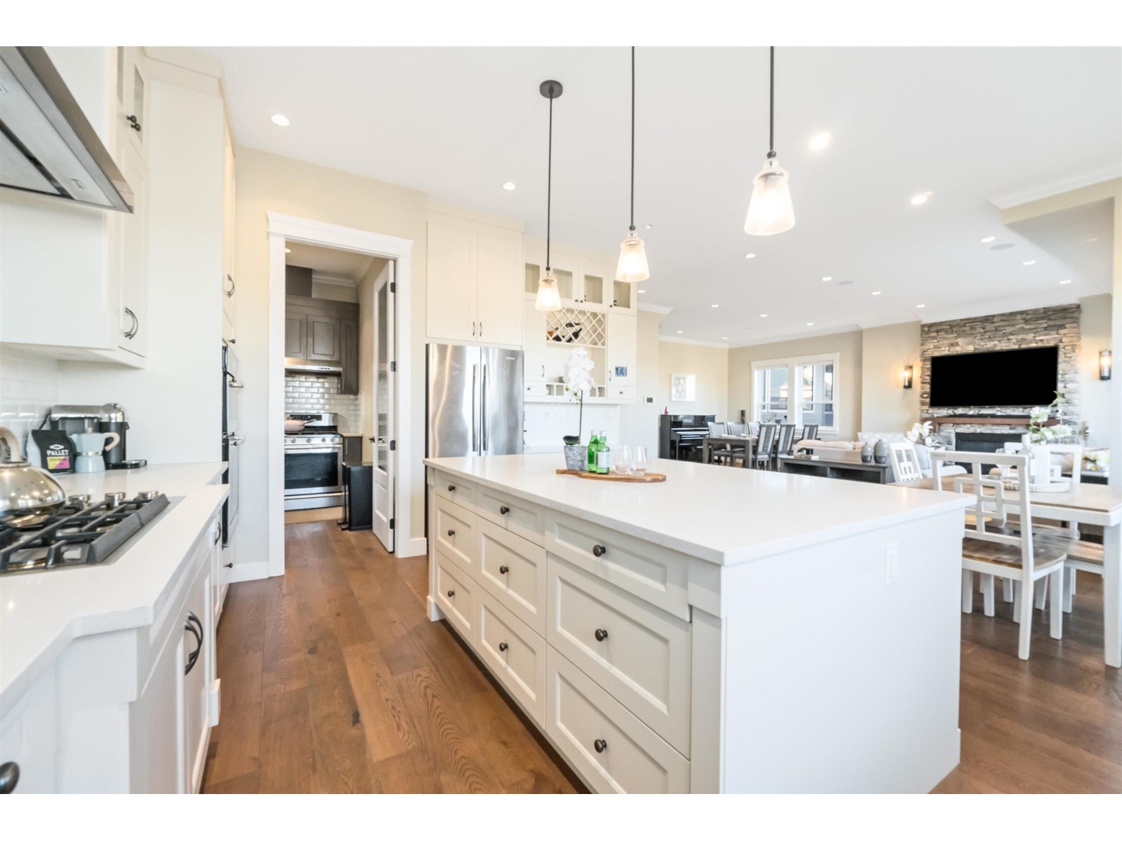 Photo 6 of 15733 Wills Brook Way, Surrey BC
