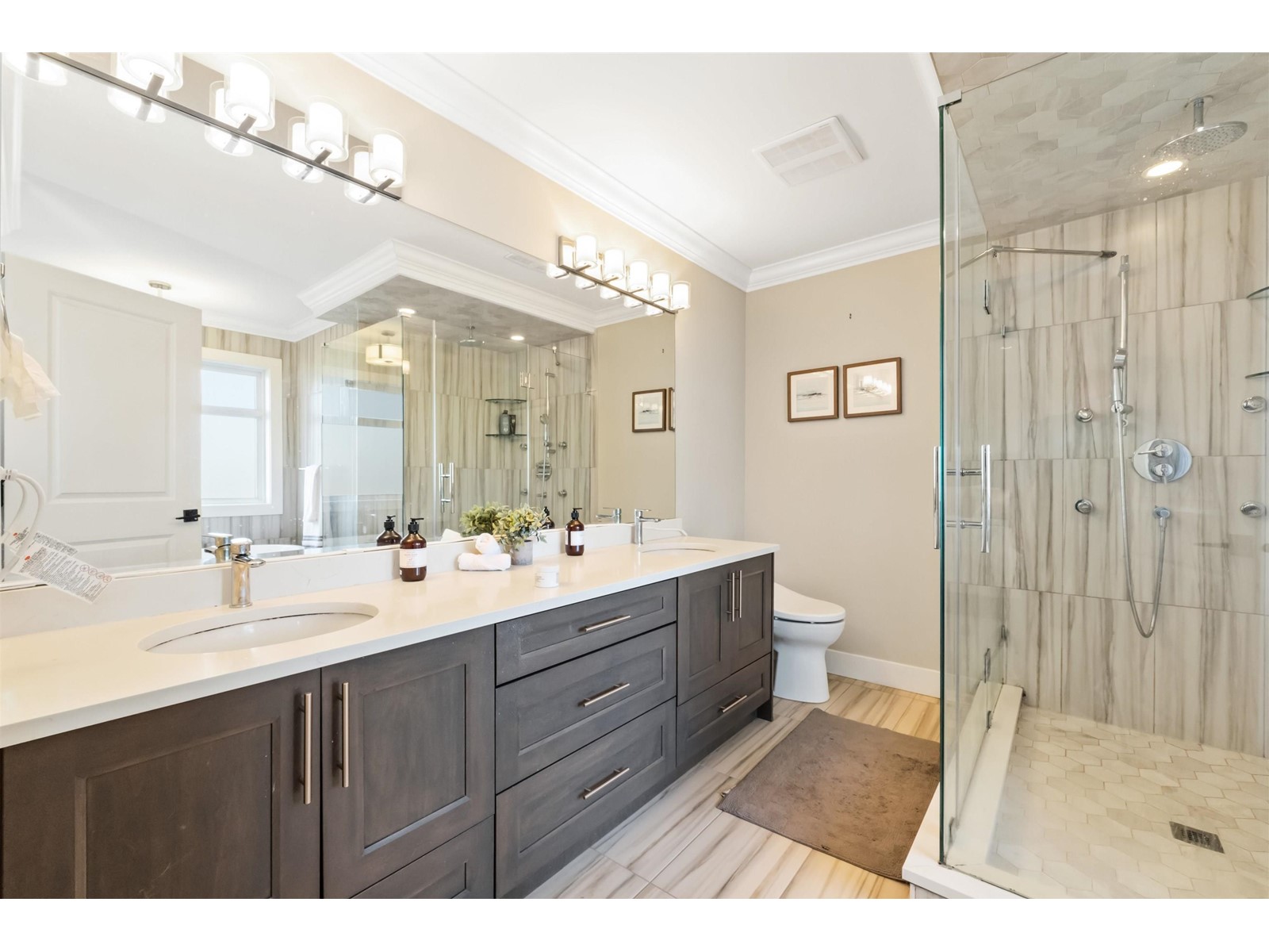 Photo 17 of 15733 Wills Brook Way, Surrey BC