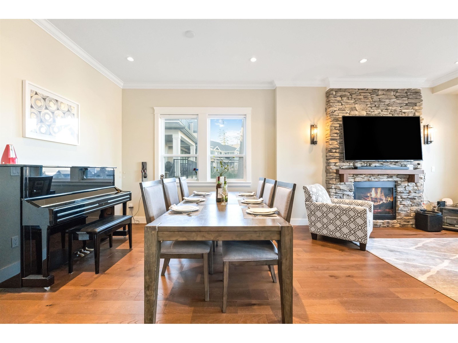 Photo 9 of 15733 Wills Brook Way, Surrey BC