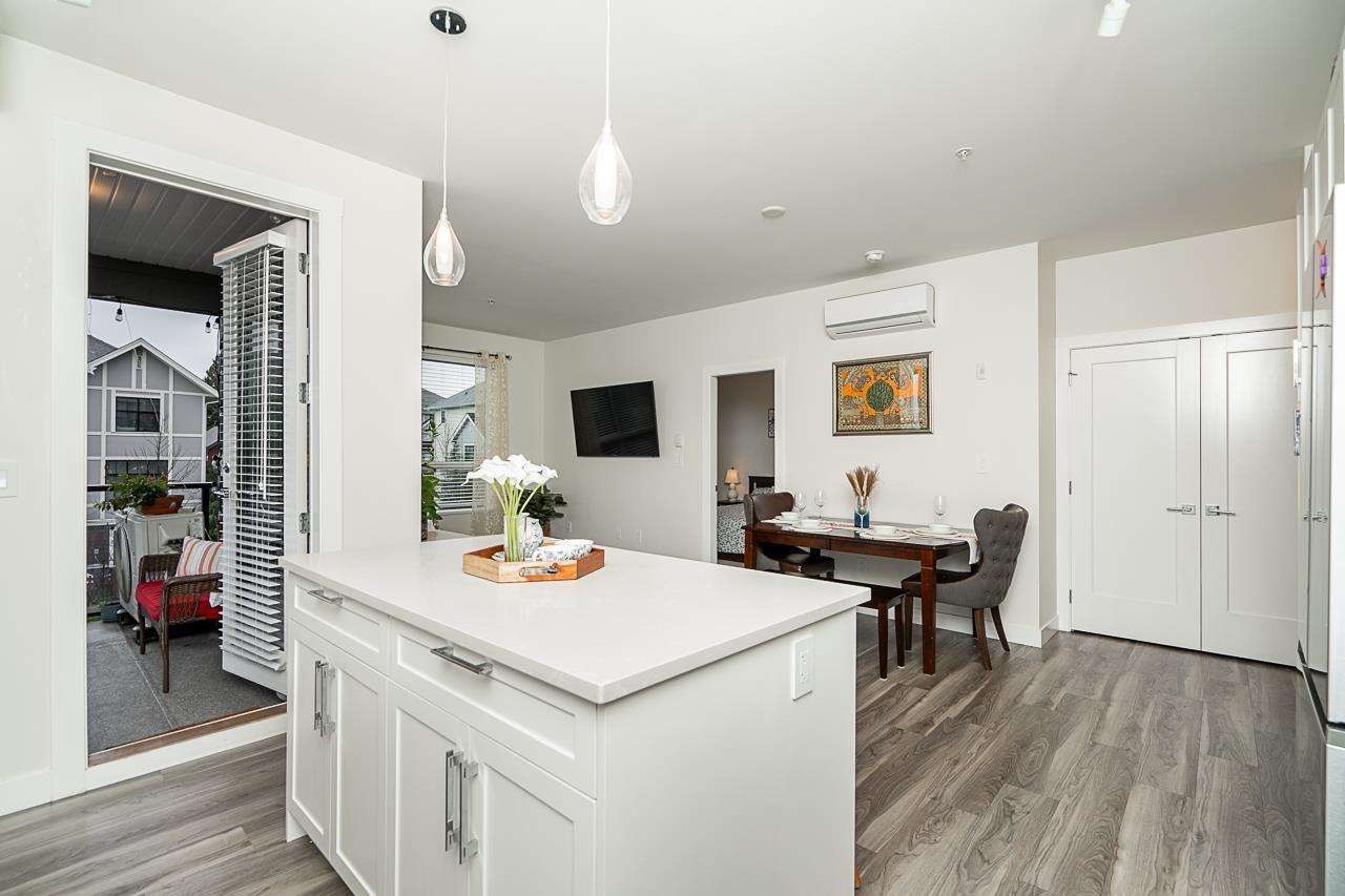 Photo 17 of 210 20356 72 B Avenue, Langley BC