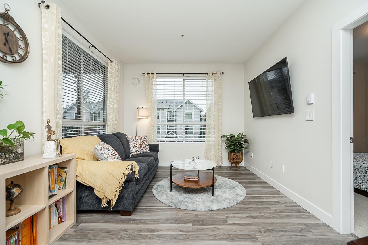 Photo 11 of 210 20356 72 B Avenue, Langley BC