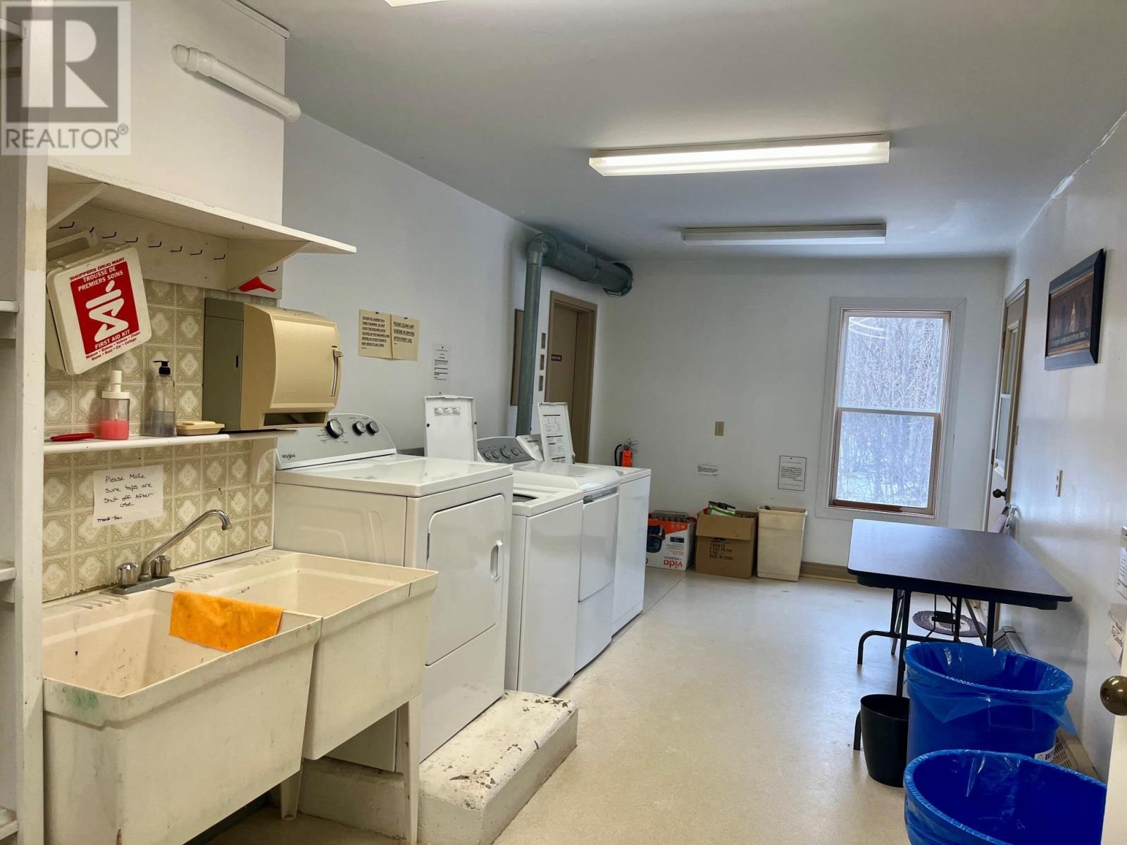 #UNIT 205 6216 RTE 11 - 11