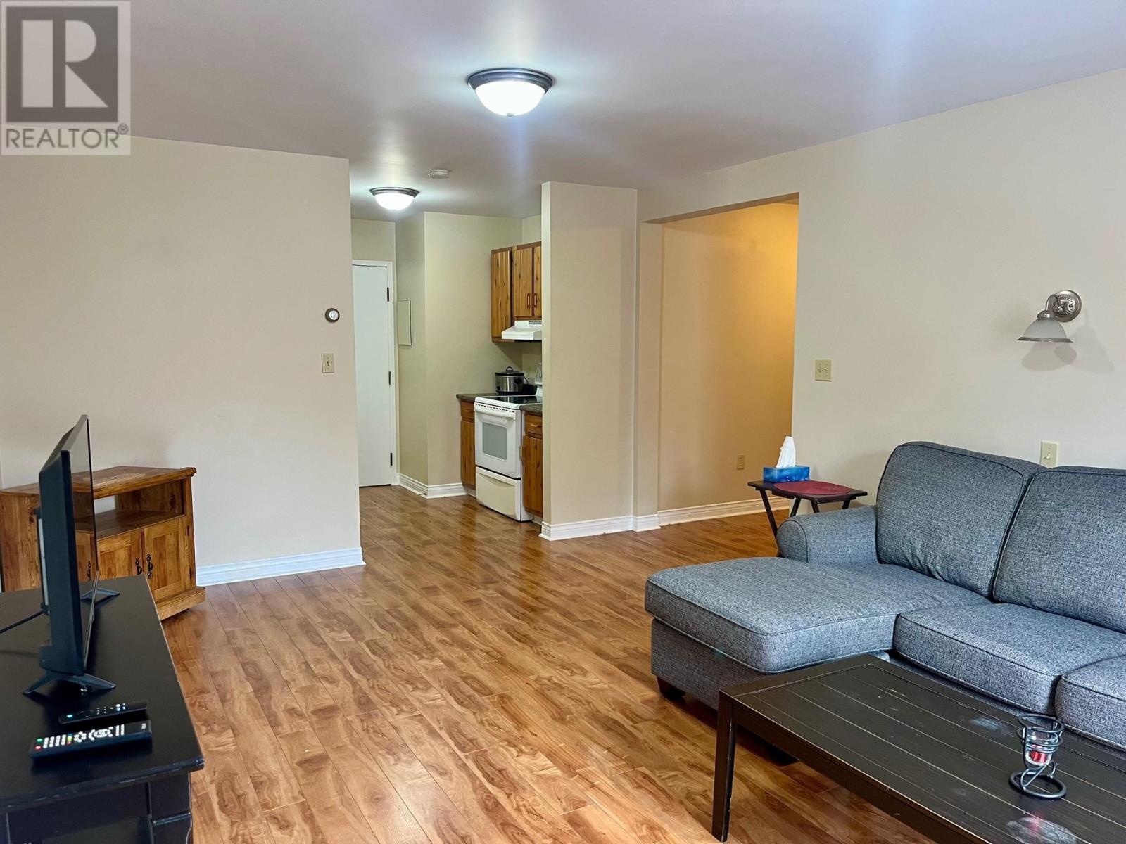 #UNIT 205 6216 RTE 11 - 24