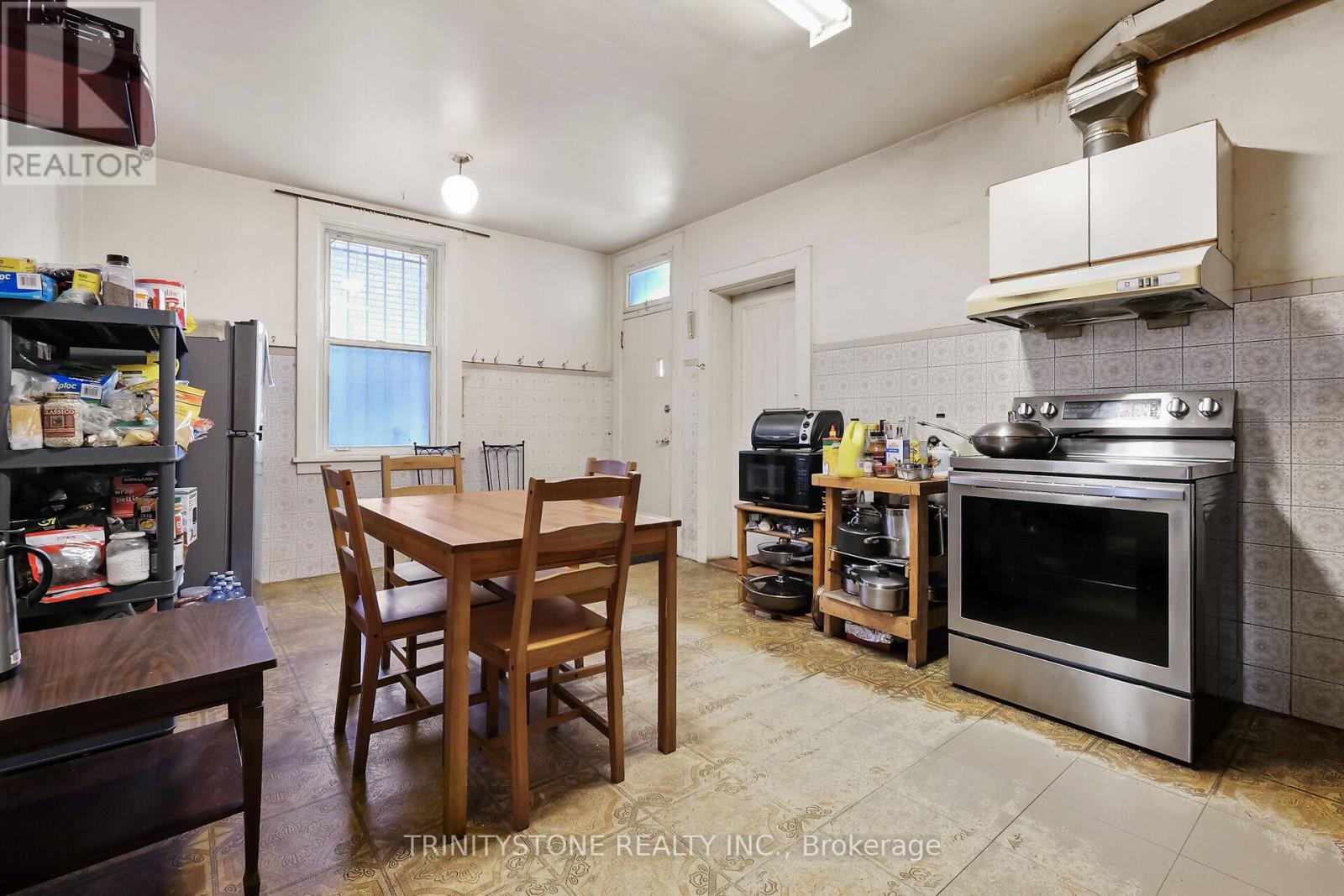 Photo 10 of 189 Preston Street, Ottawa ON