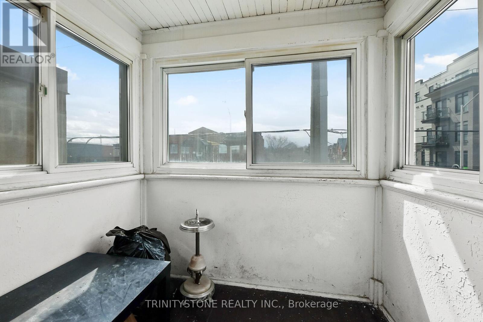 Photo 6 of 189 Preston Street, Ottawa ON