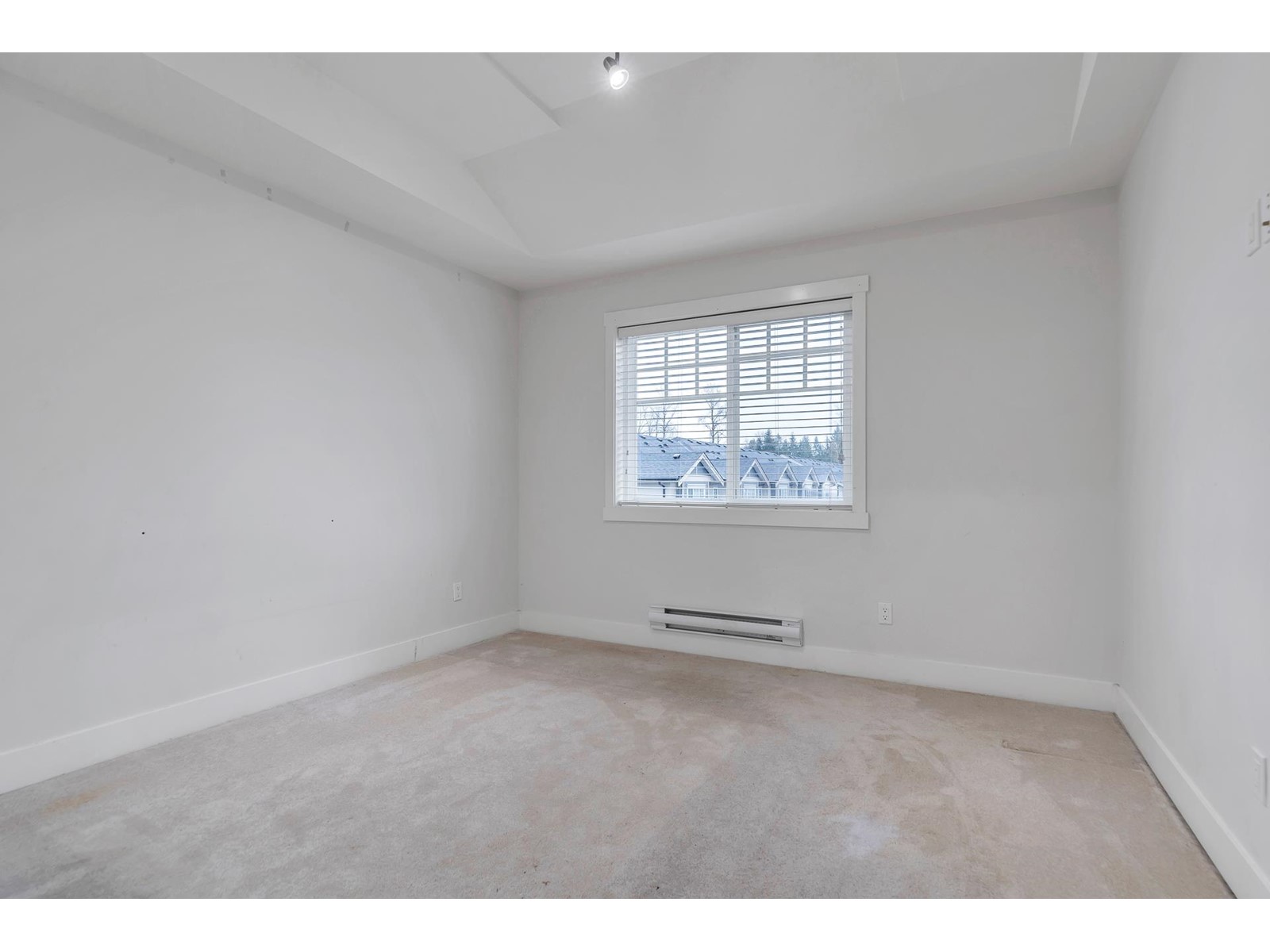 17 13898 64 AVENUE, Surrey