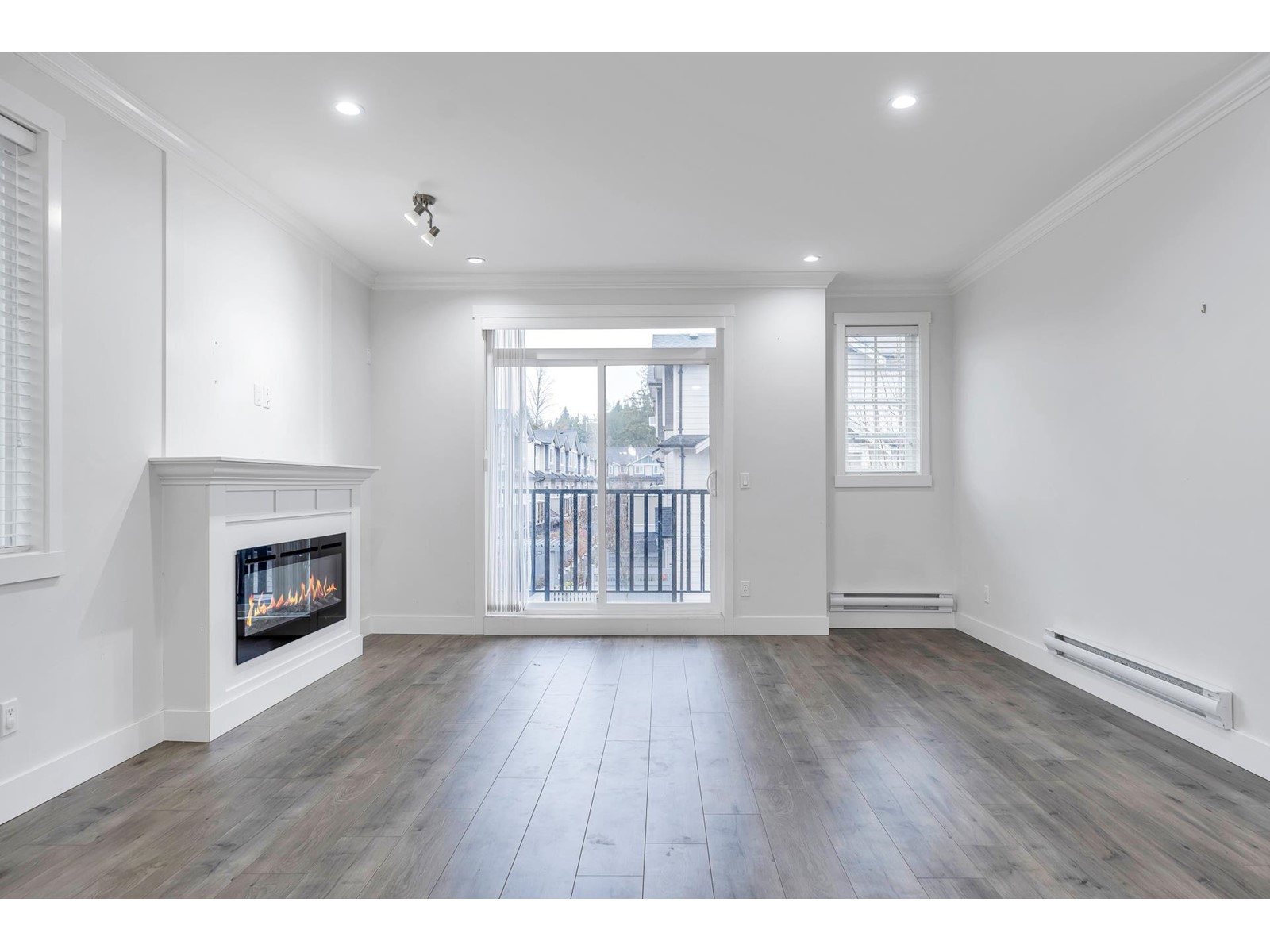 17 13898 64 AVENUE, Surrey