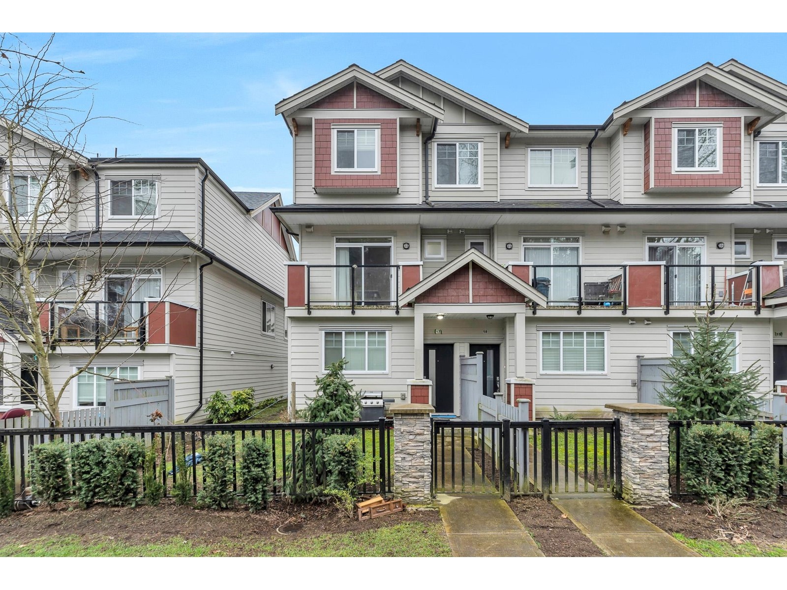 17 13898 64 AVENUE, Surrey