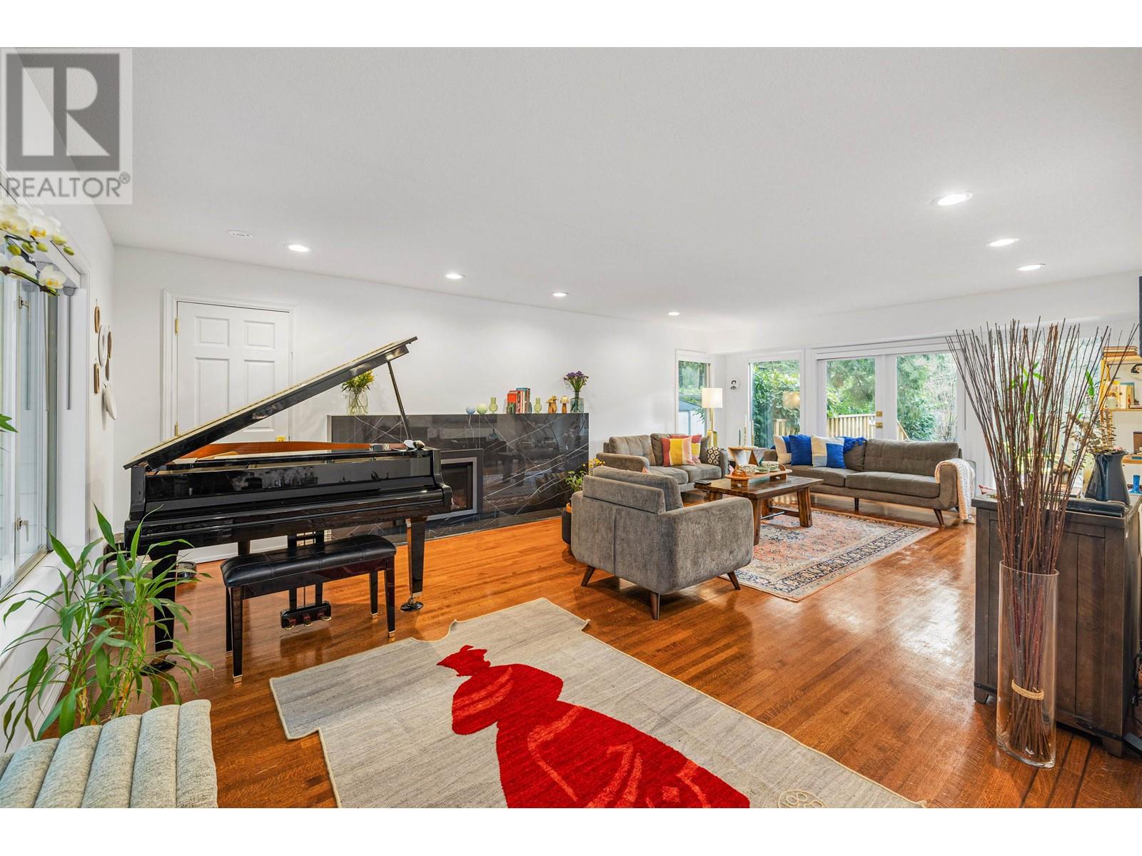 417 HADDEN DRIVE, West Vancouver